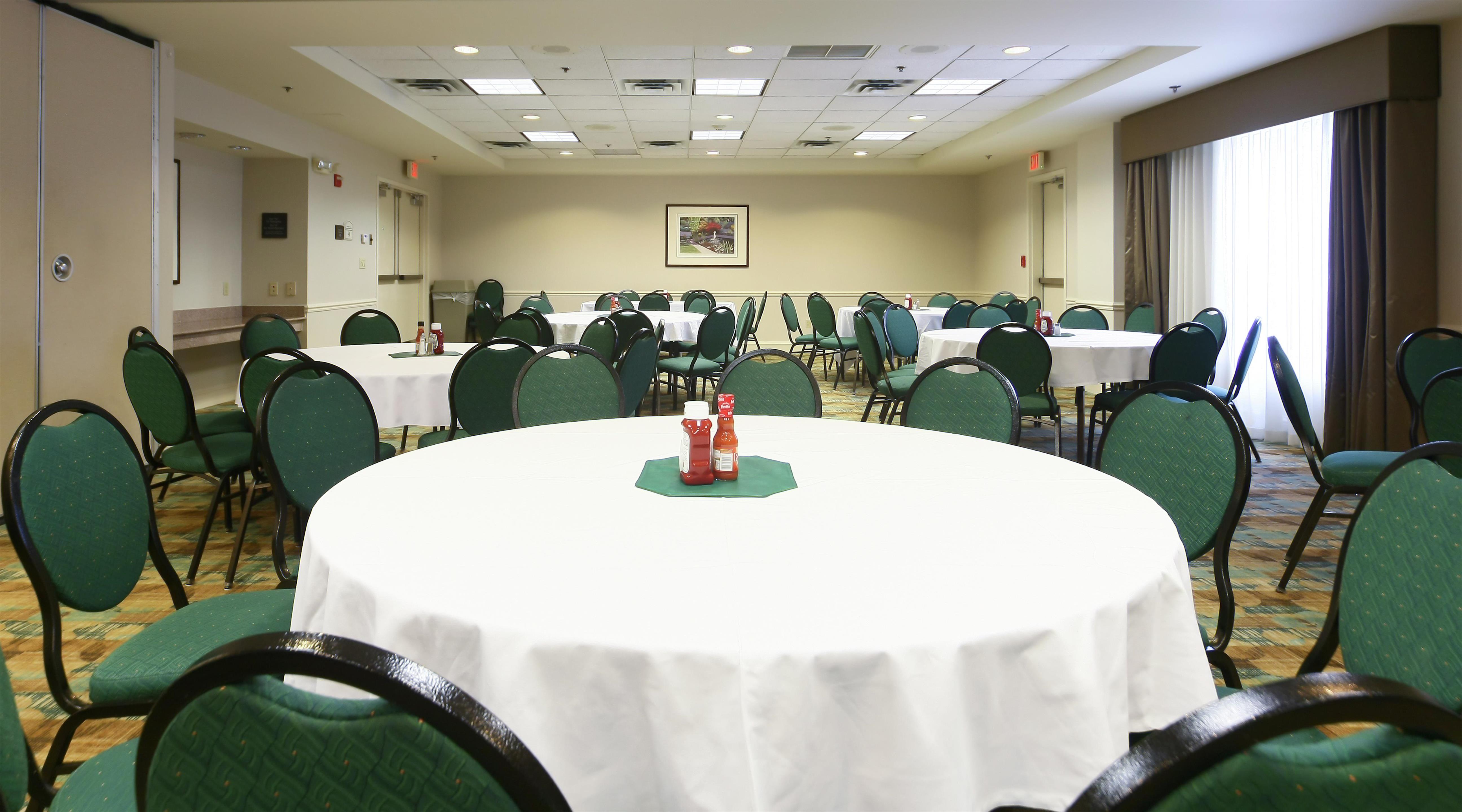 Meeting Room | Hilton Garden Inn Secaucus/Meadowlands
