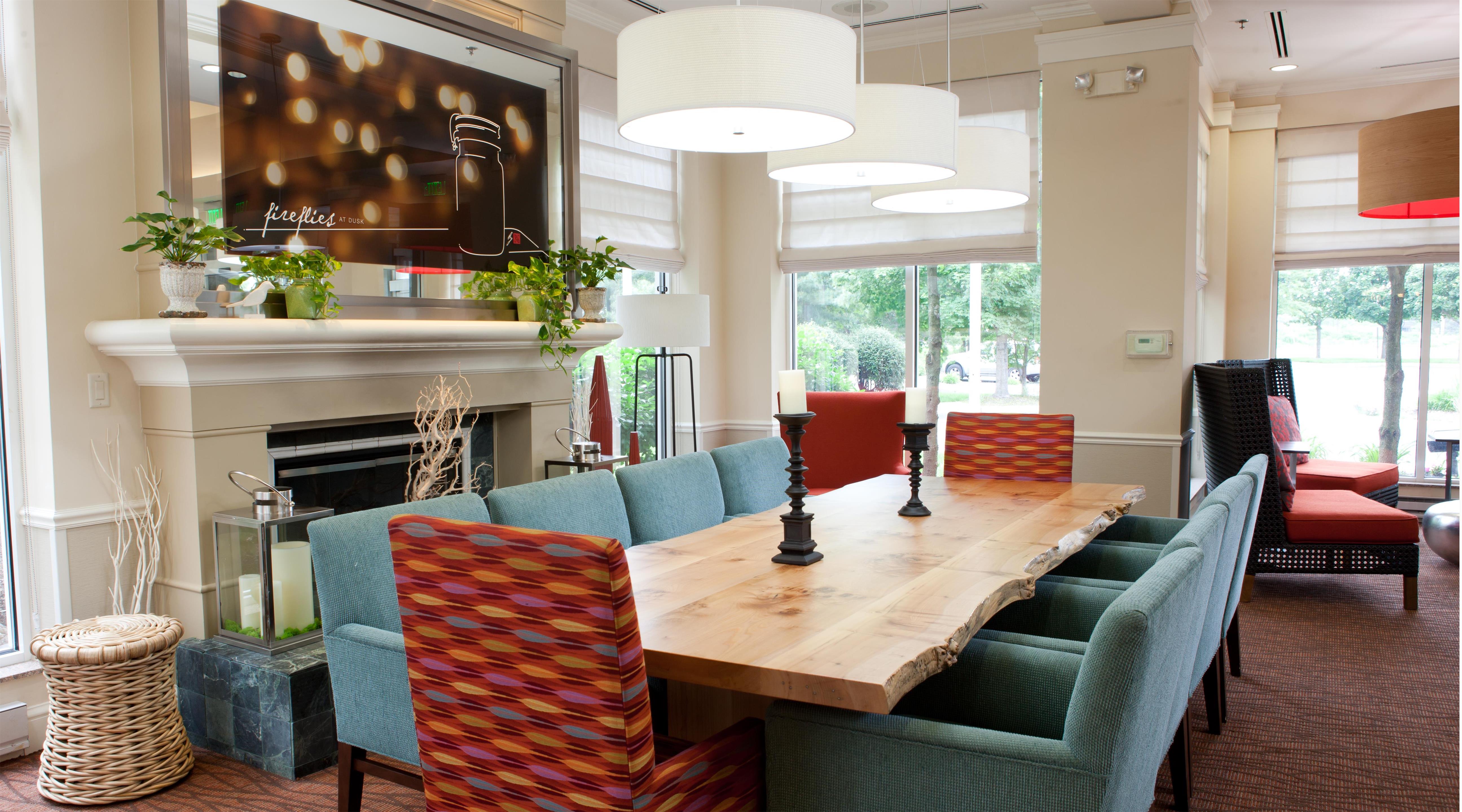 Reception | Hilton Garden Inn Secaucus/Meadowlands
