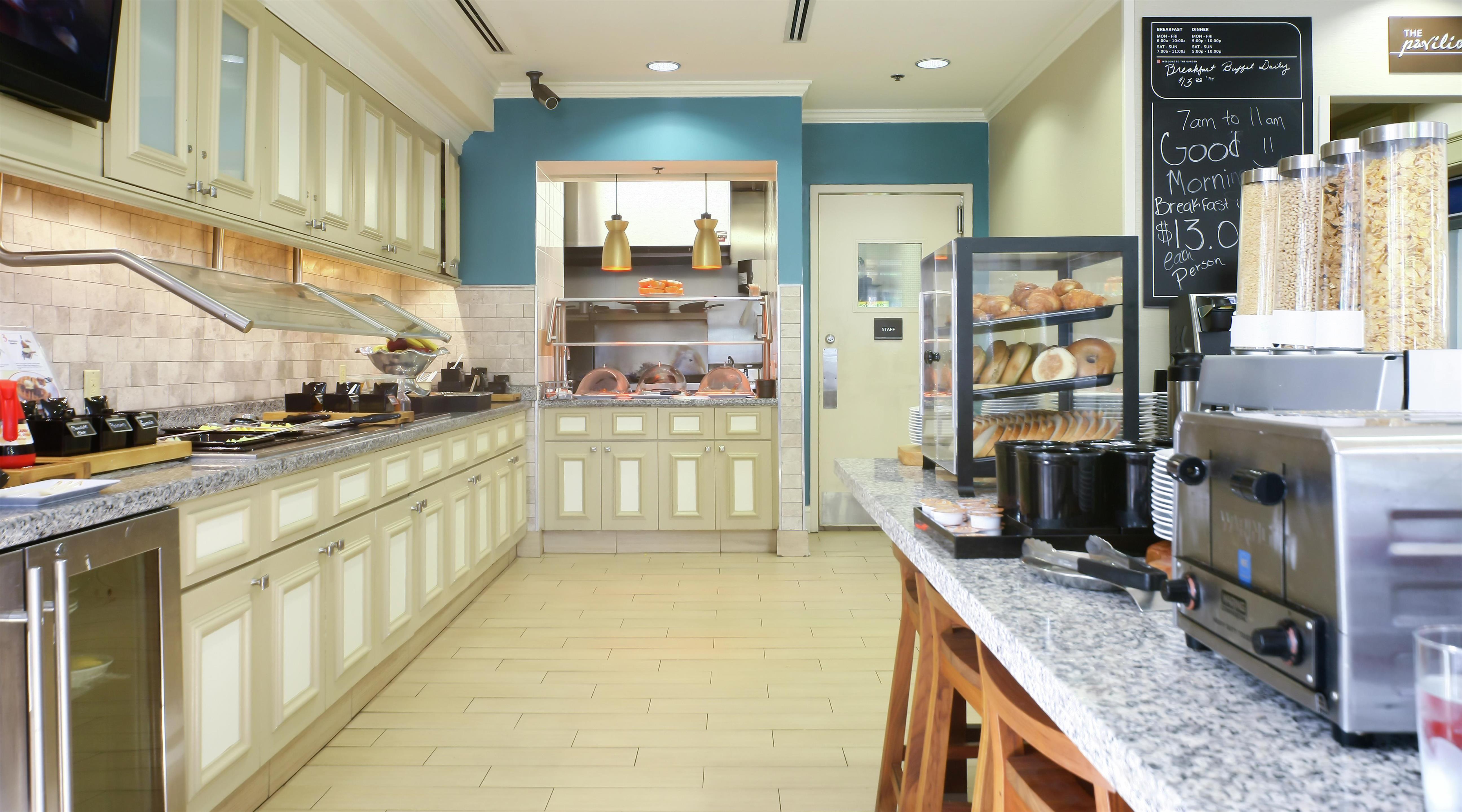 Restaurant | Hilton Garden Inn Secaucus/Meadowlands
