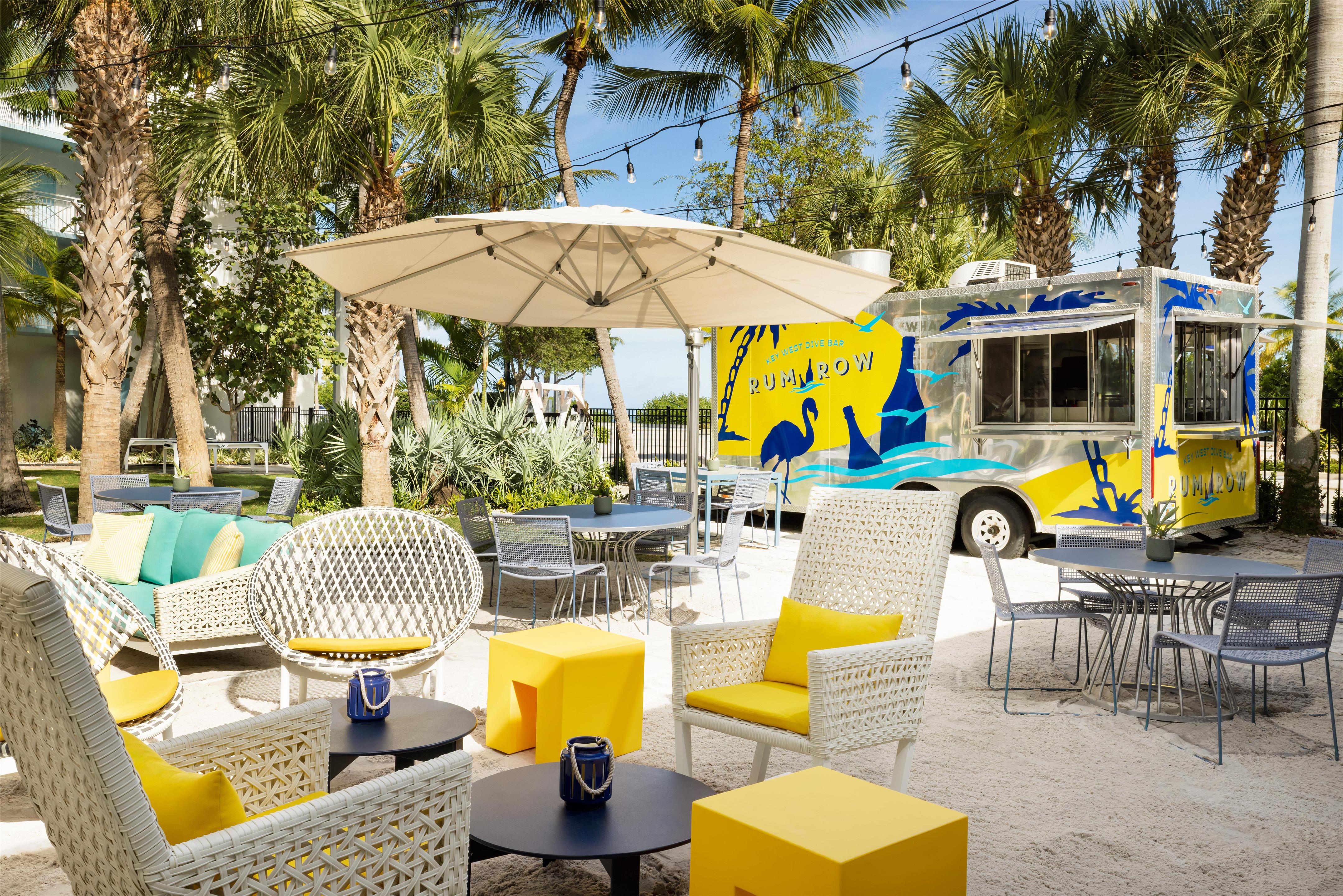 BarLounge | Hilton Garden Inn Key West / The Keys Collection