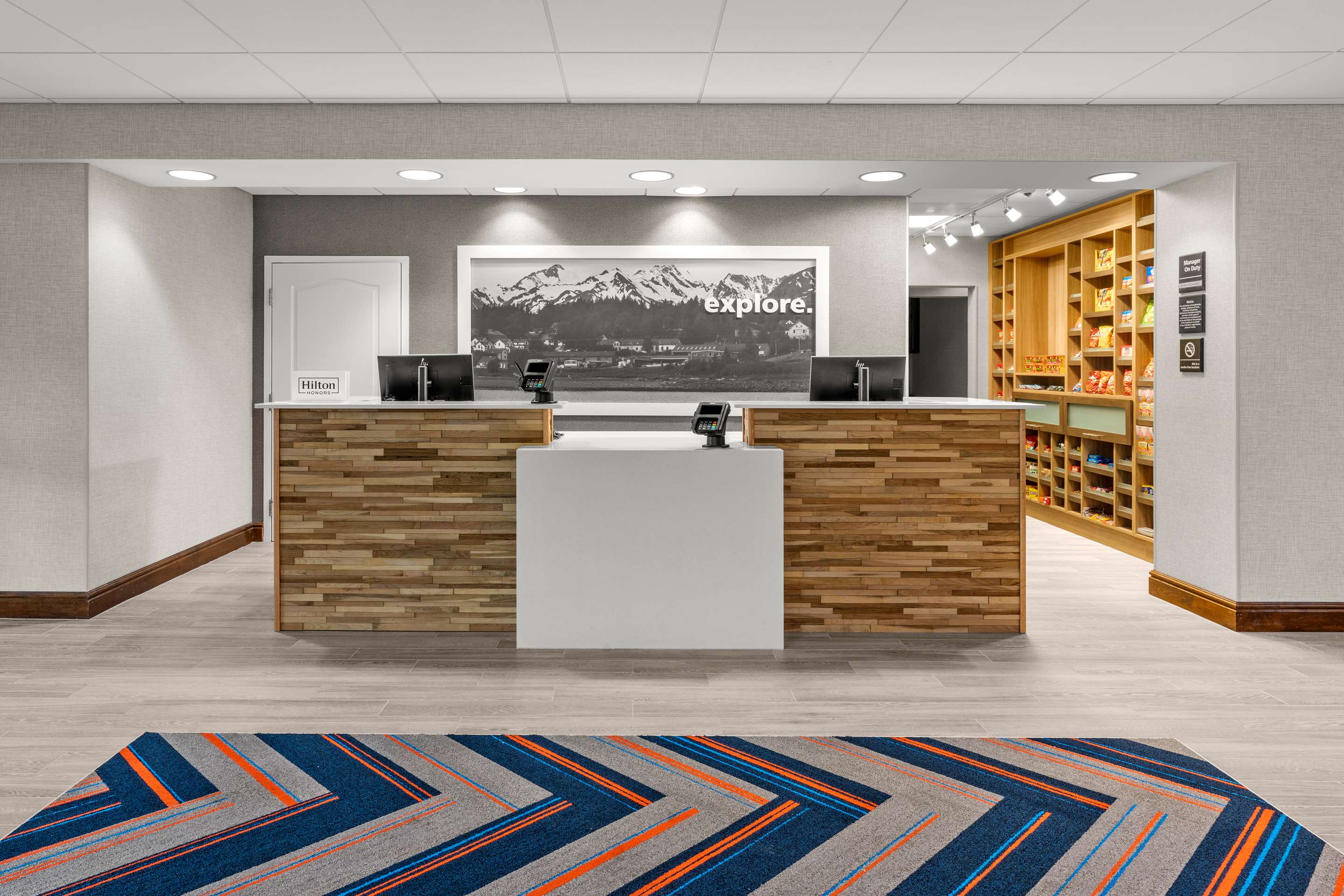 Reception | Hampton Inn & Suites Fairbanks