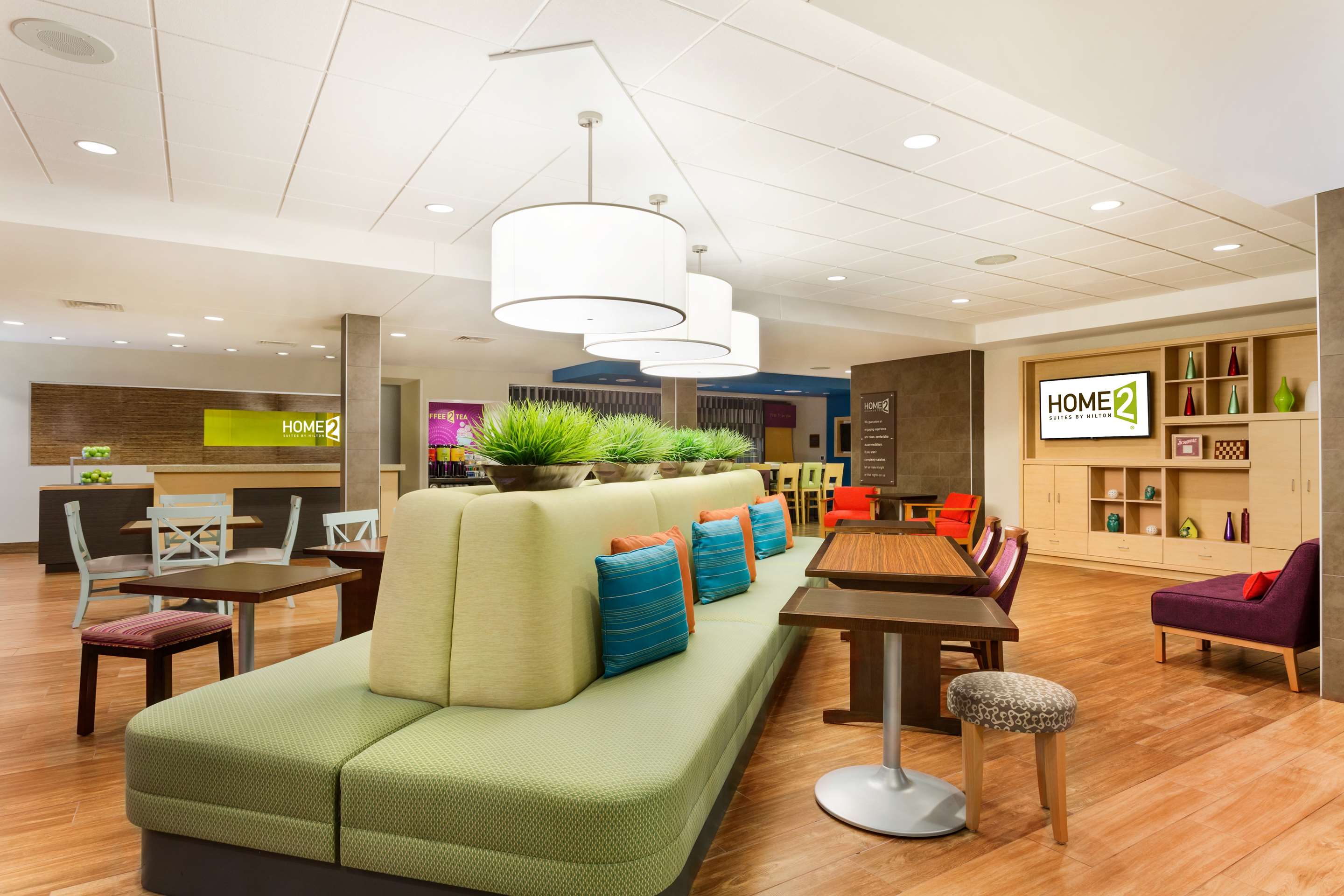Lobby | Home2 Suites by Hilton Fargo, ND
