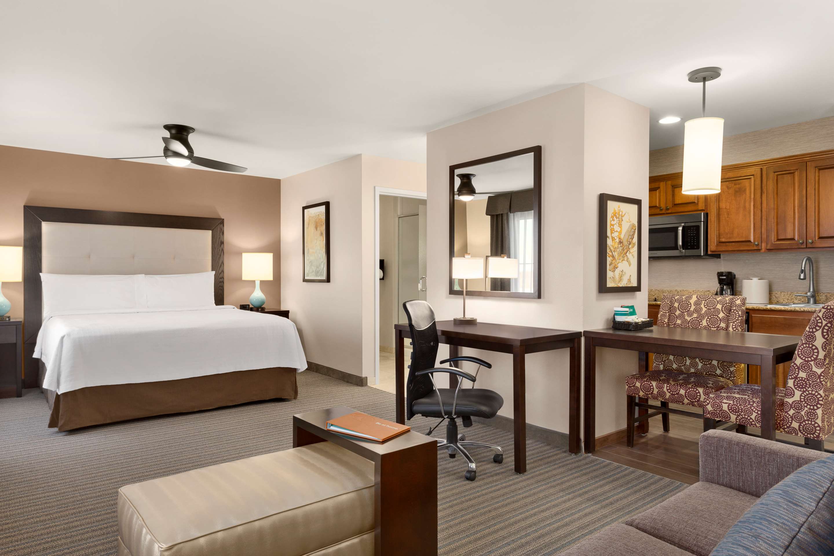 Guest room