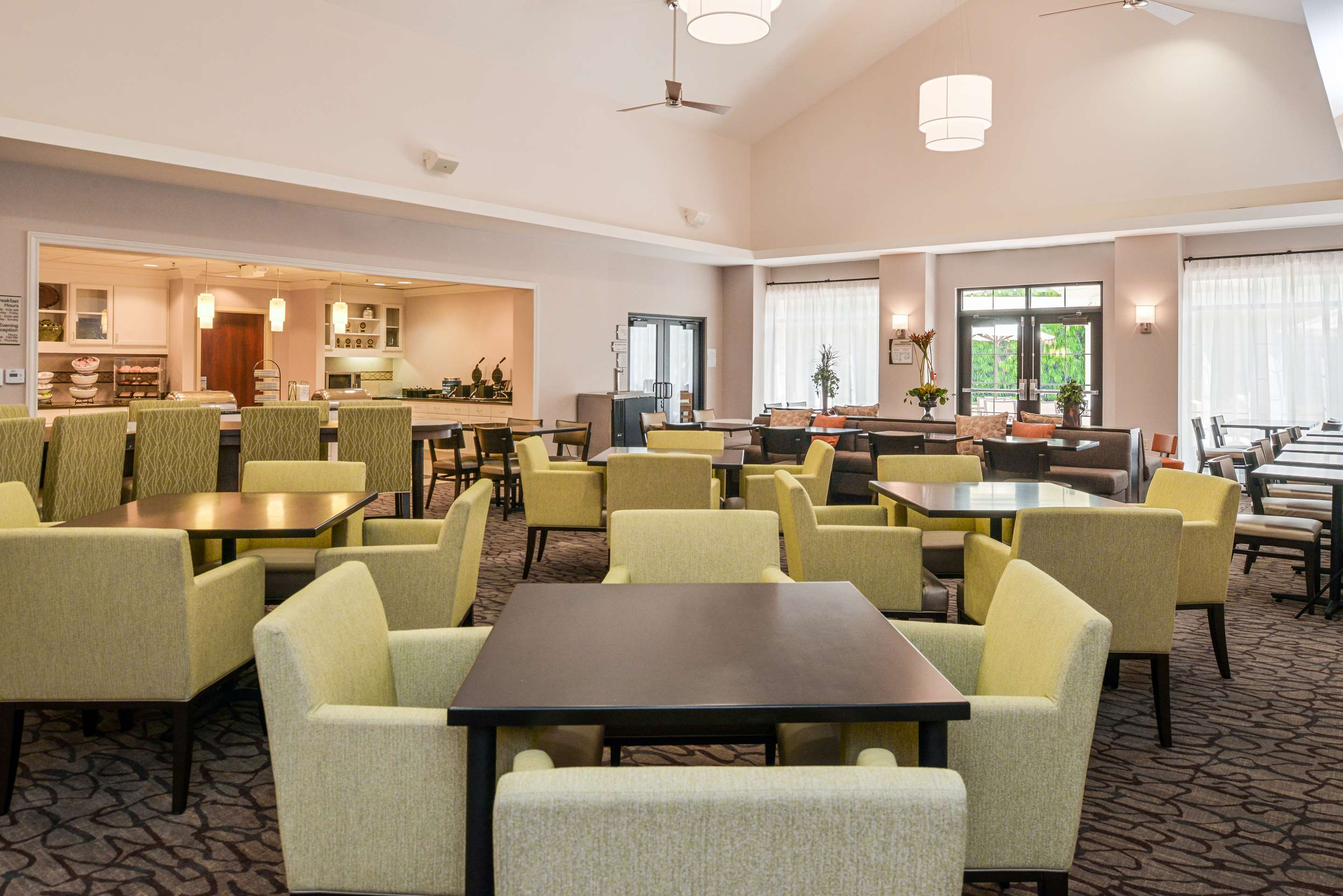 Breakfast Area | Homewood Suites by Hilton Fresno
