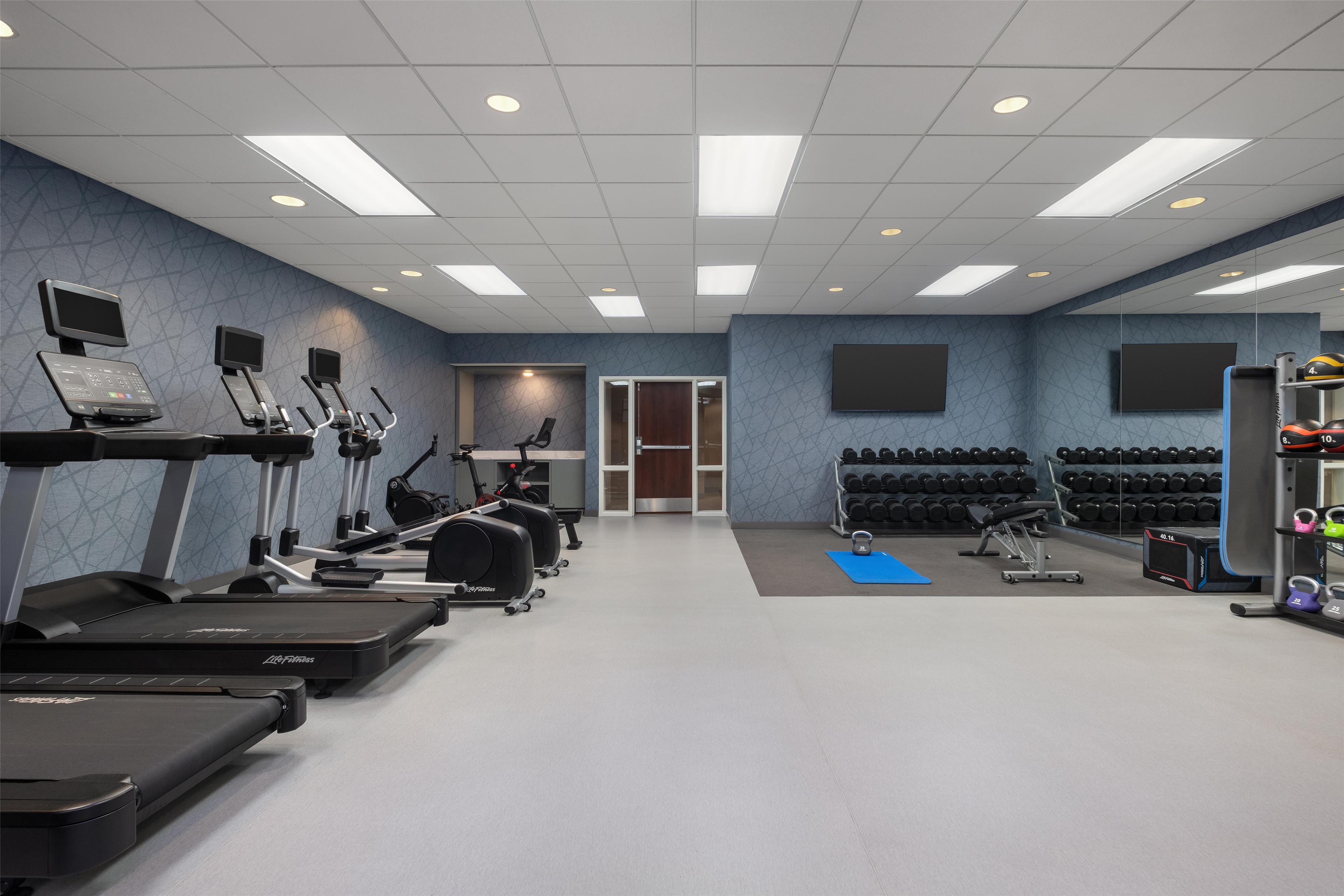 Health club fitness center gym | Homewood Suites by Hilton Fresno
