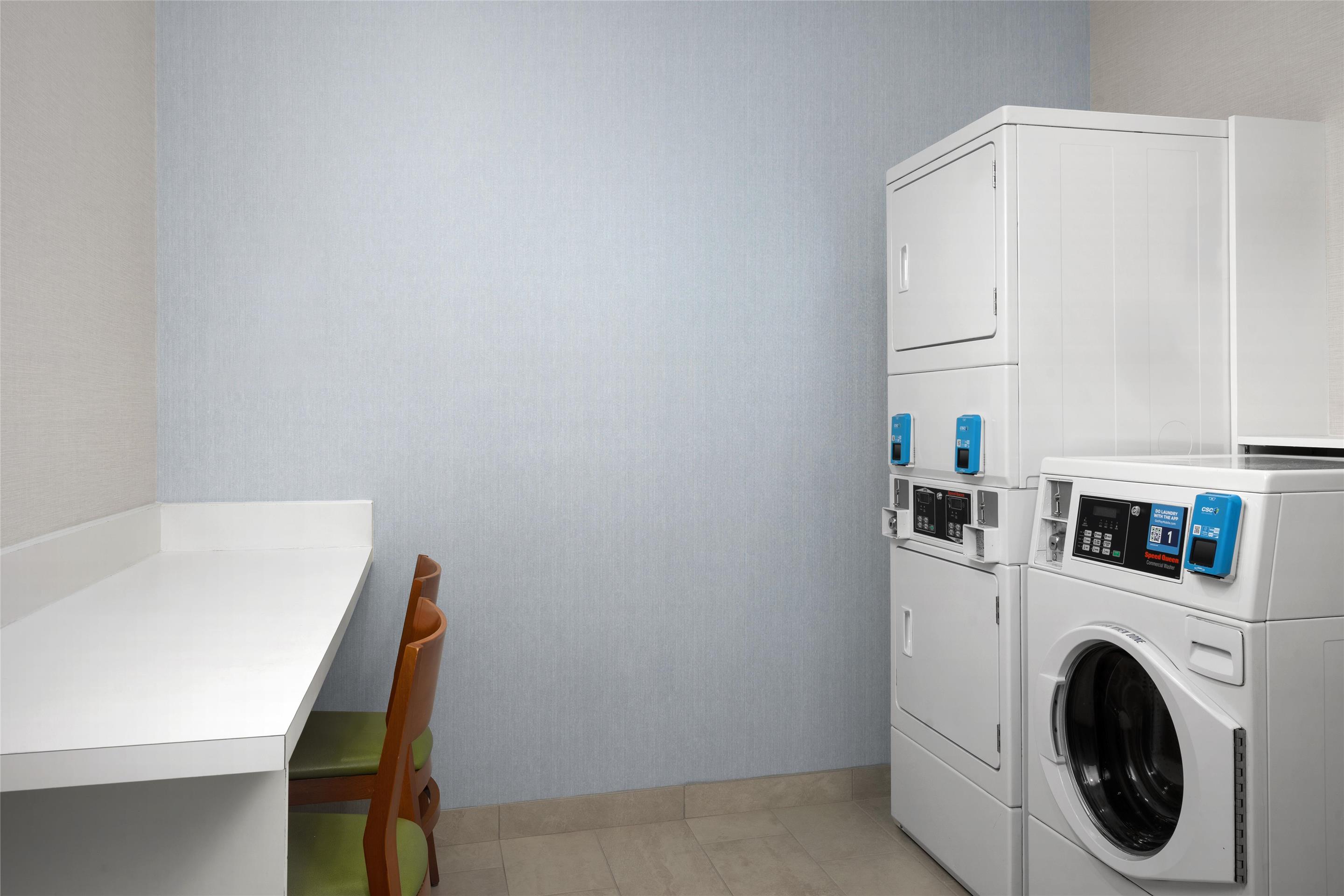Laundry | Hampton Inn Fayetteville Fort Liberty