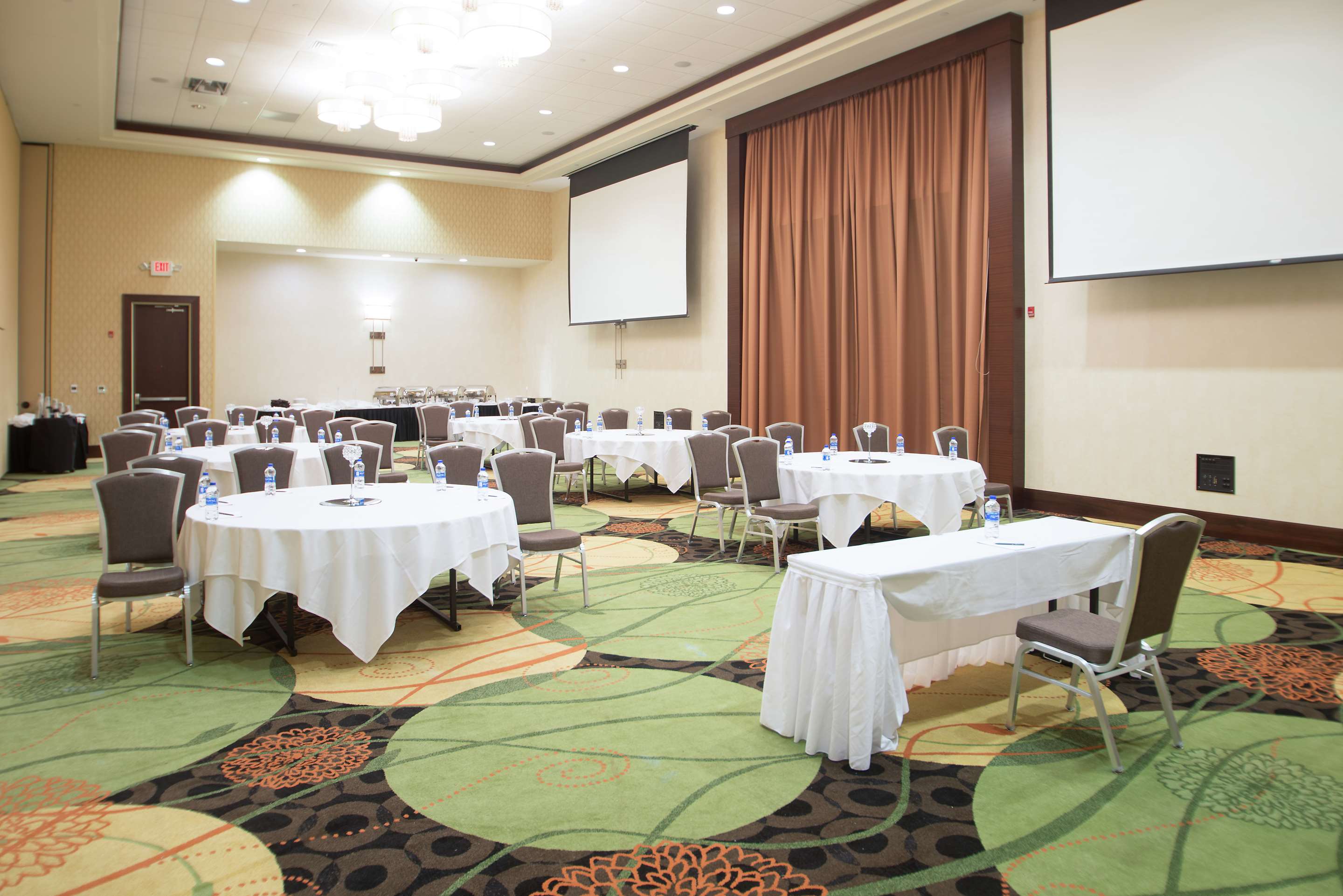 Meeting Room | Embassy Suites by Hilton Fayetteville Fort Liberty