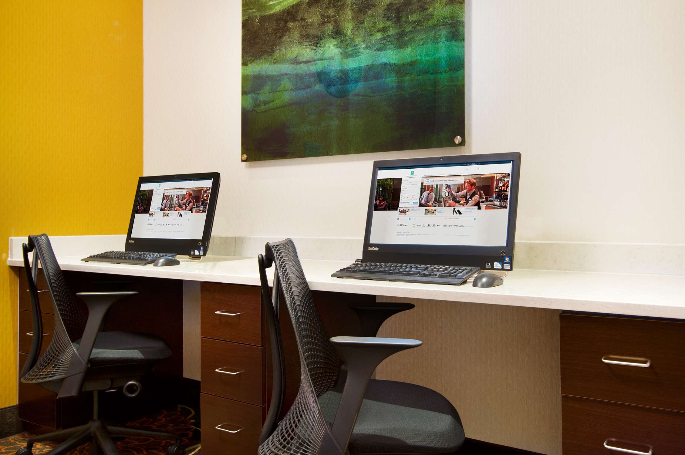 Business Center | Embassy Suites by Hilton Fayetteville Fort Liberty