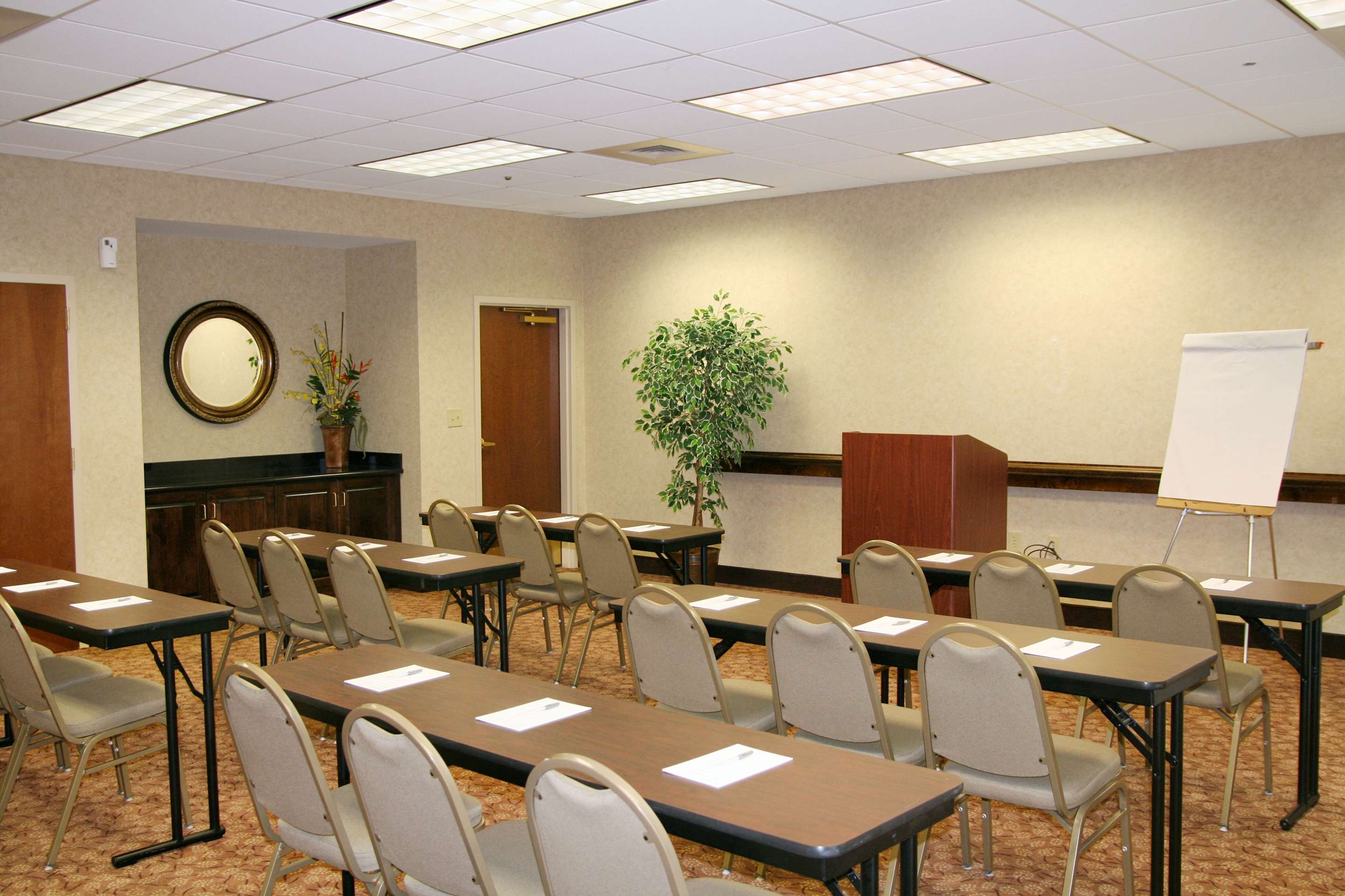 Meeting Room | Hampton Inn Spring Lake Fayetteville