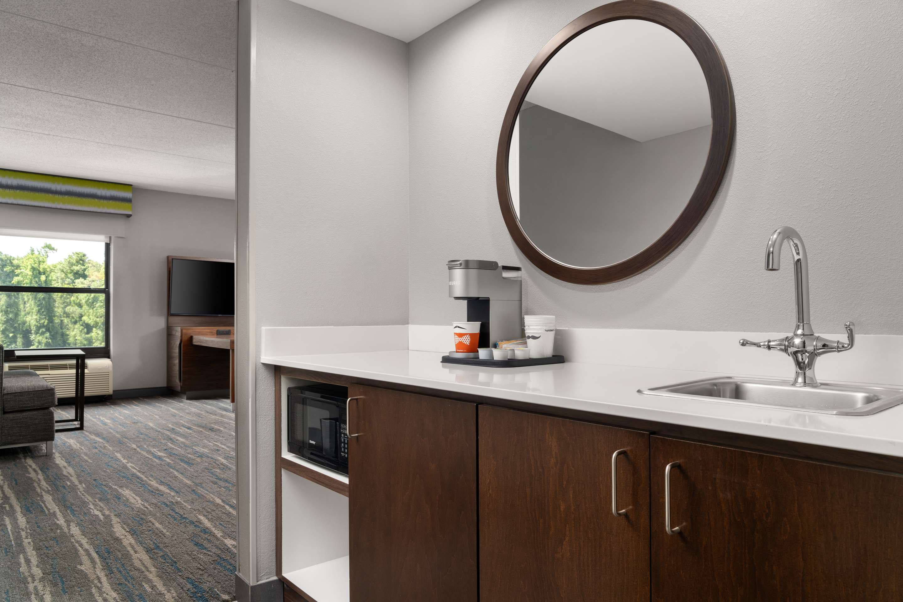 Guest room