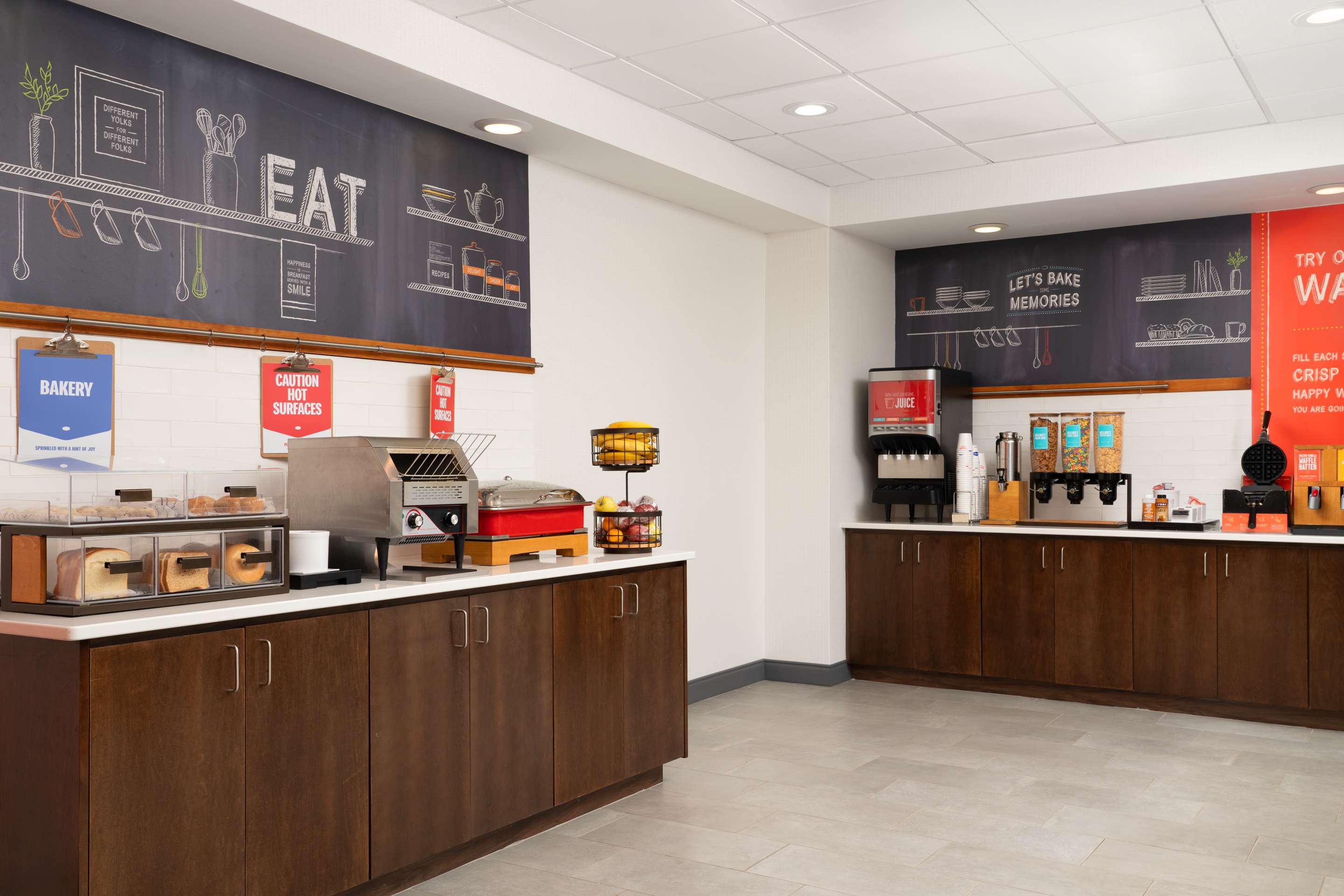 Breakfast Area | Hampton Inn Spring Lake Fayetteville