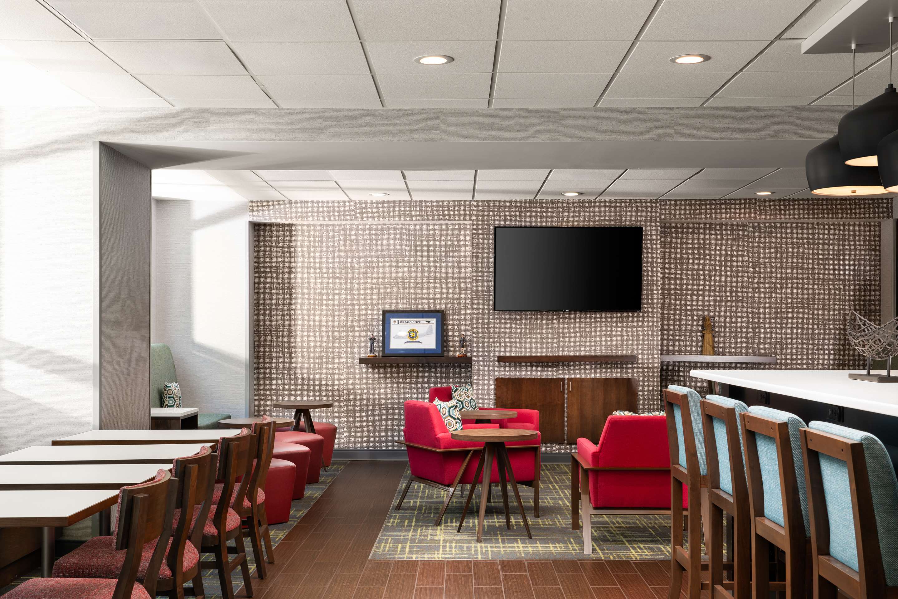 Lobby | Hampton Inn Spring Lake Fayetteville