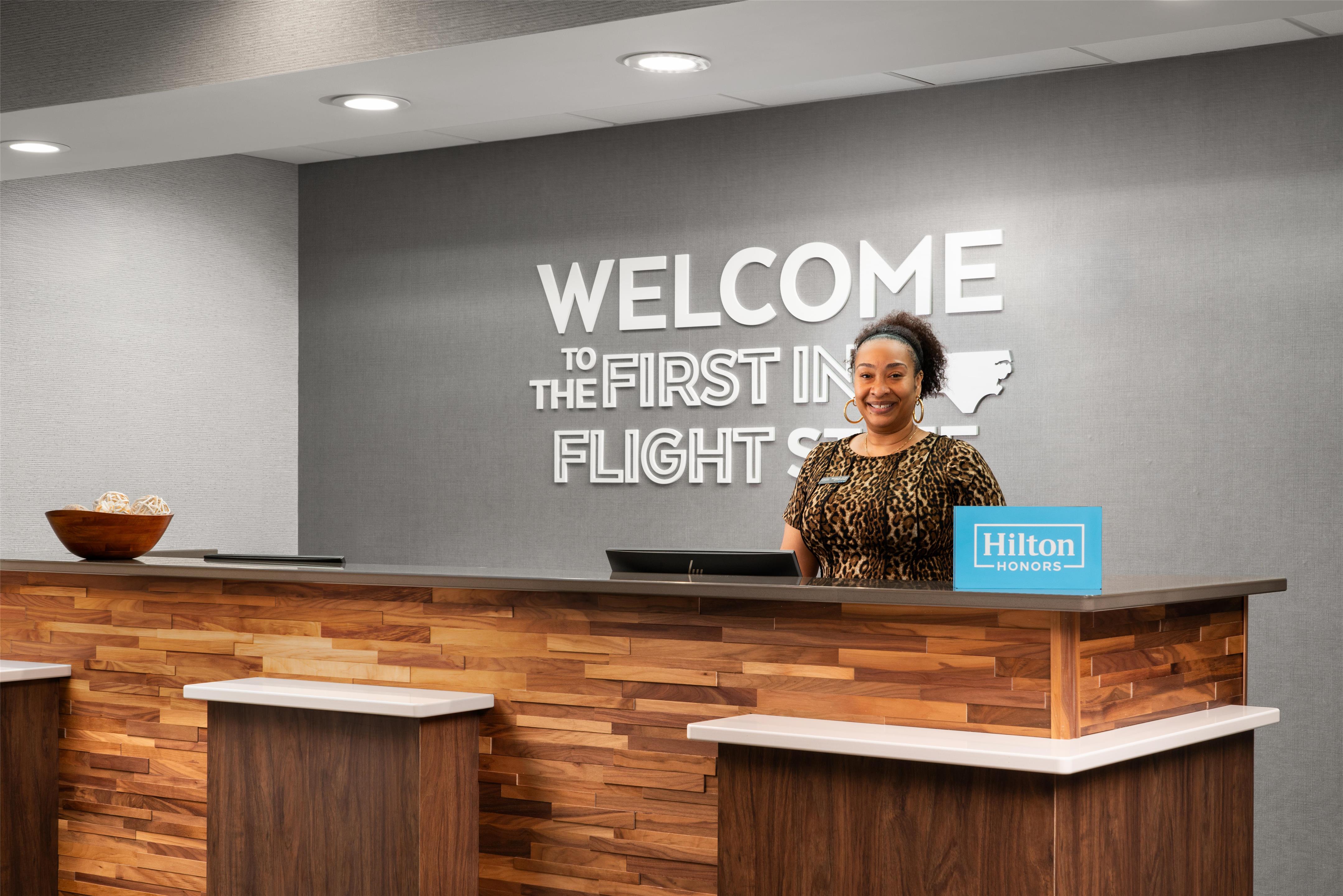 Reception | Hampton Inn Spring Lake Fayetteville