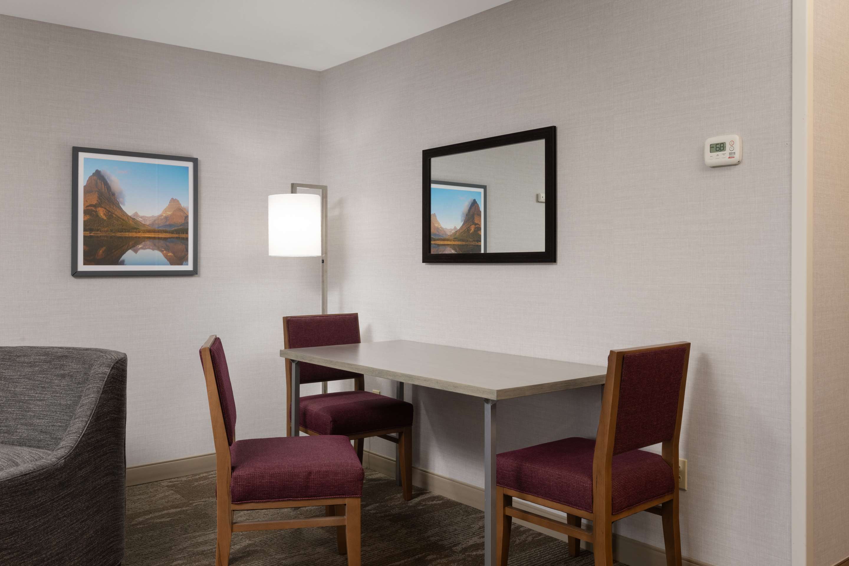 Guest room