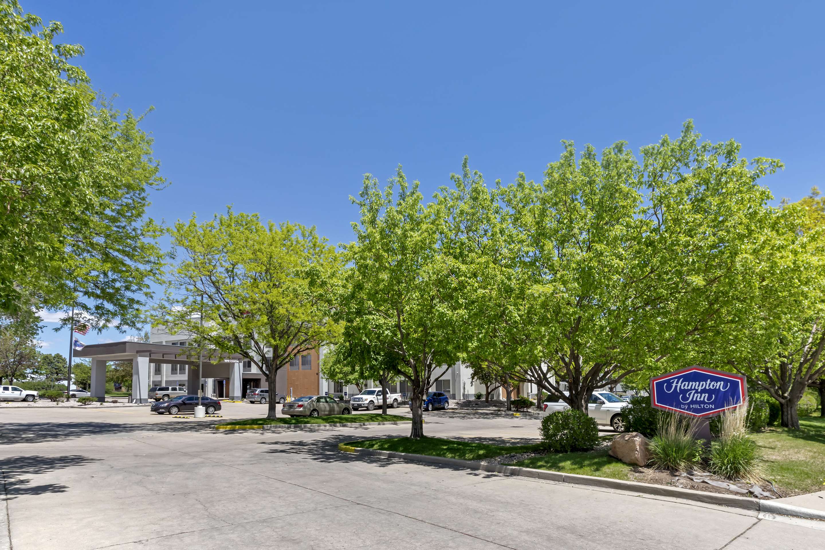 Exterior | Hampton Inn Fort Collins