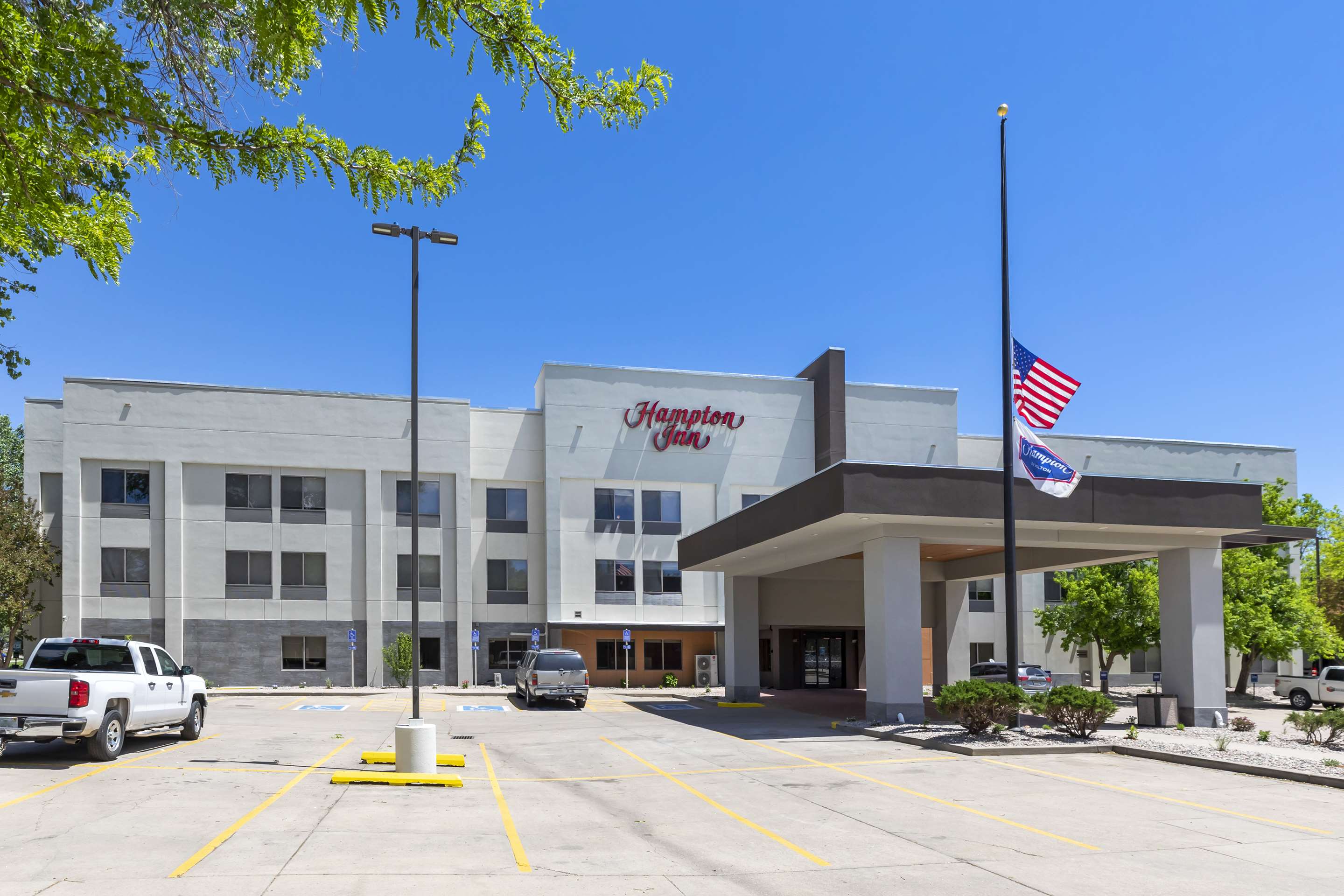 Exterior | Hampton Inn Fort Collins