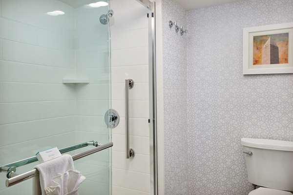  - Hampton Inn Fairfax