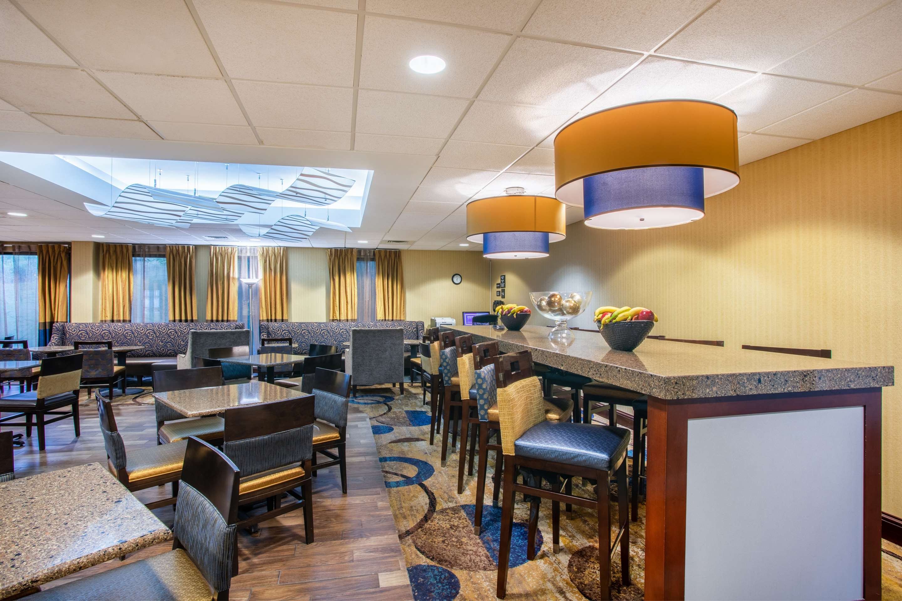Lobby | Hampton Inn Fishkill