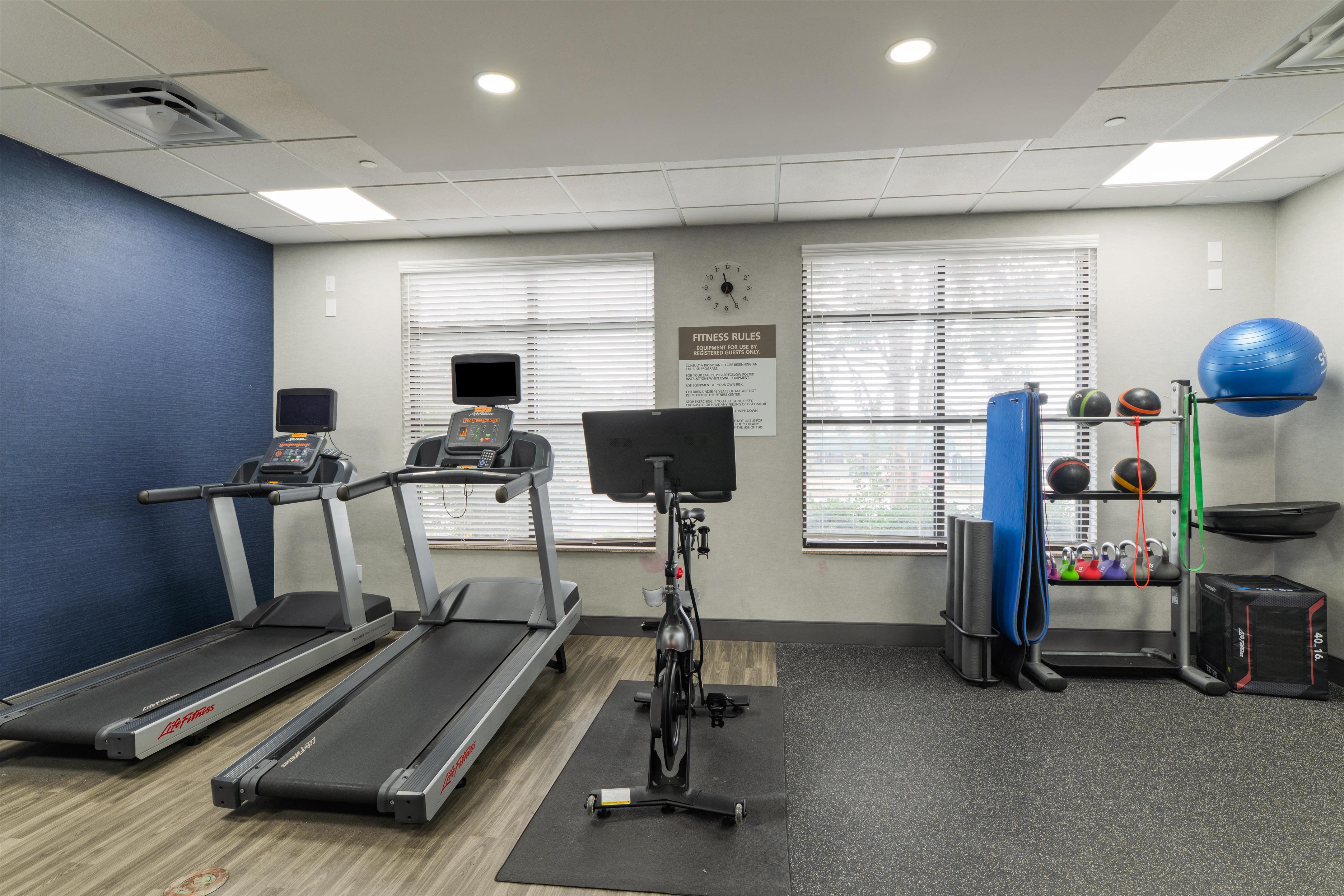 Health club fitness center gym | Hampton Inn & Suites Florence-Downtown
