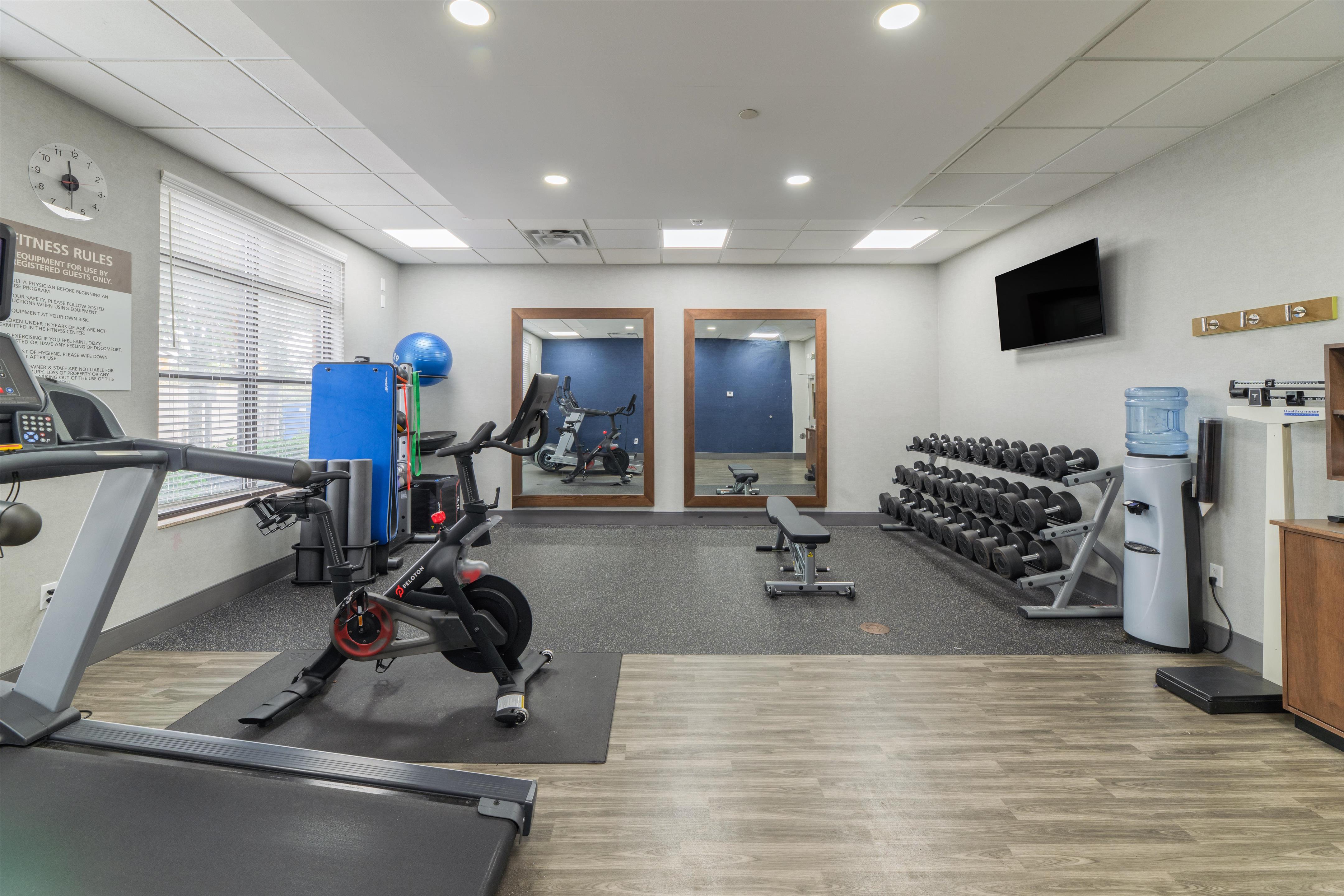Health club fitness center gym | Hampton Inn & Suites Florence-Downtown
