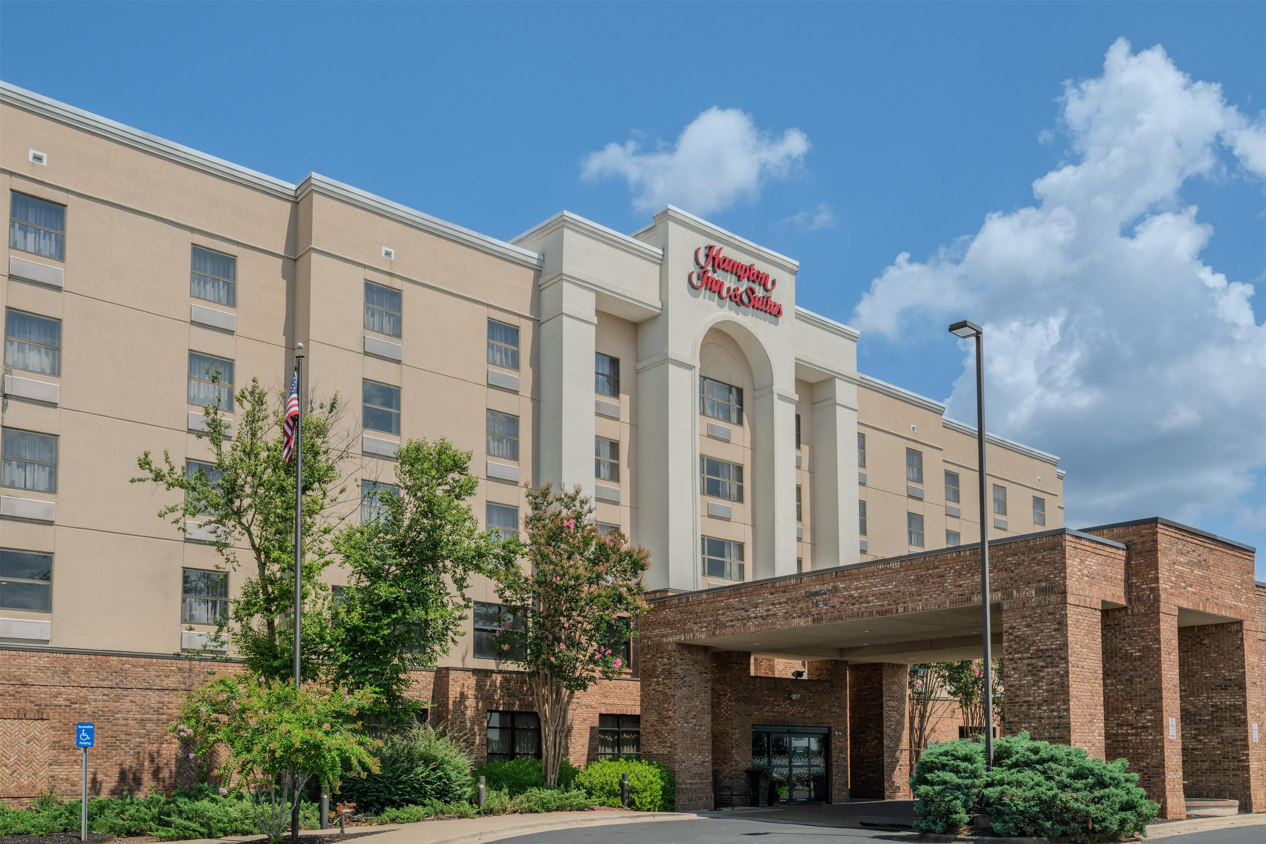 Exterior | Hampton Inn & Suites Florence-Downtown