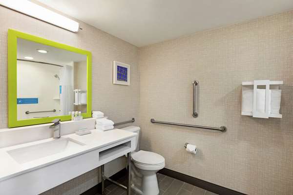  - Hampton Inn & Suites Fort Lauderdale Airport Hollywood - I-95, Exit 22