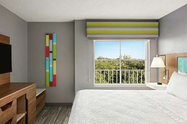  - Hampton Inn & Suites Fort Lauderdale Airport Hollywood - I-95, Exit 22