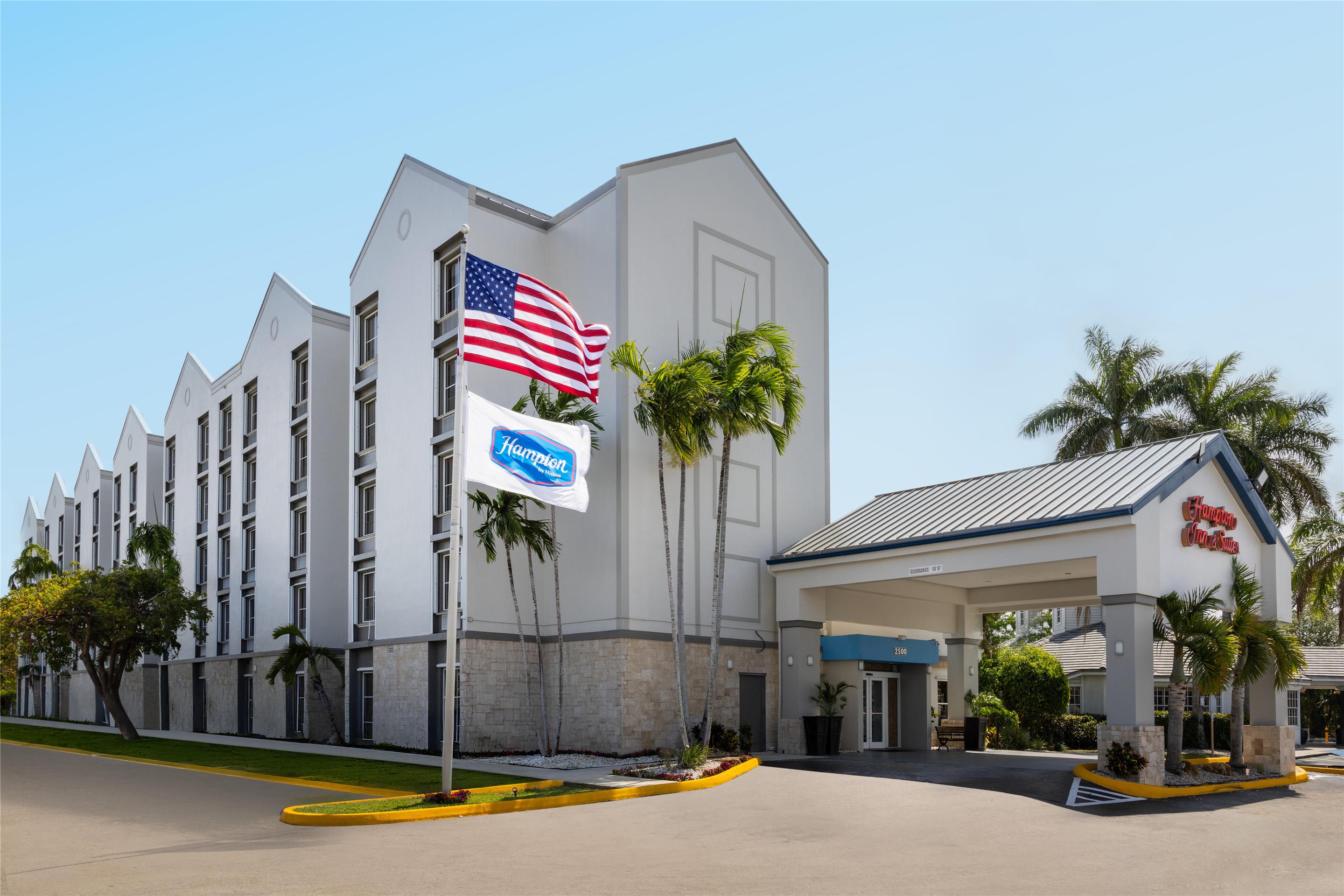 Exterior | Hampton Inn & Suites Ft. Lauderdale Arpt/South Cruise Port