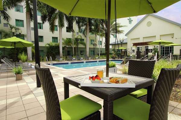 Pool - Homewood Suites by Hilton Airport Dania Beach - I-95, Exit 23