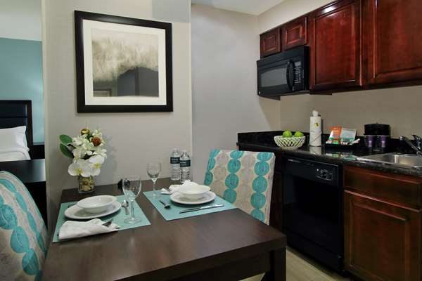  - Homewood Suites by Hilton Airport Dania Beach - I-95, Exit 23