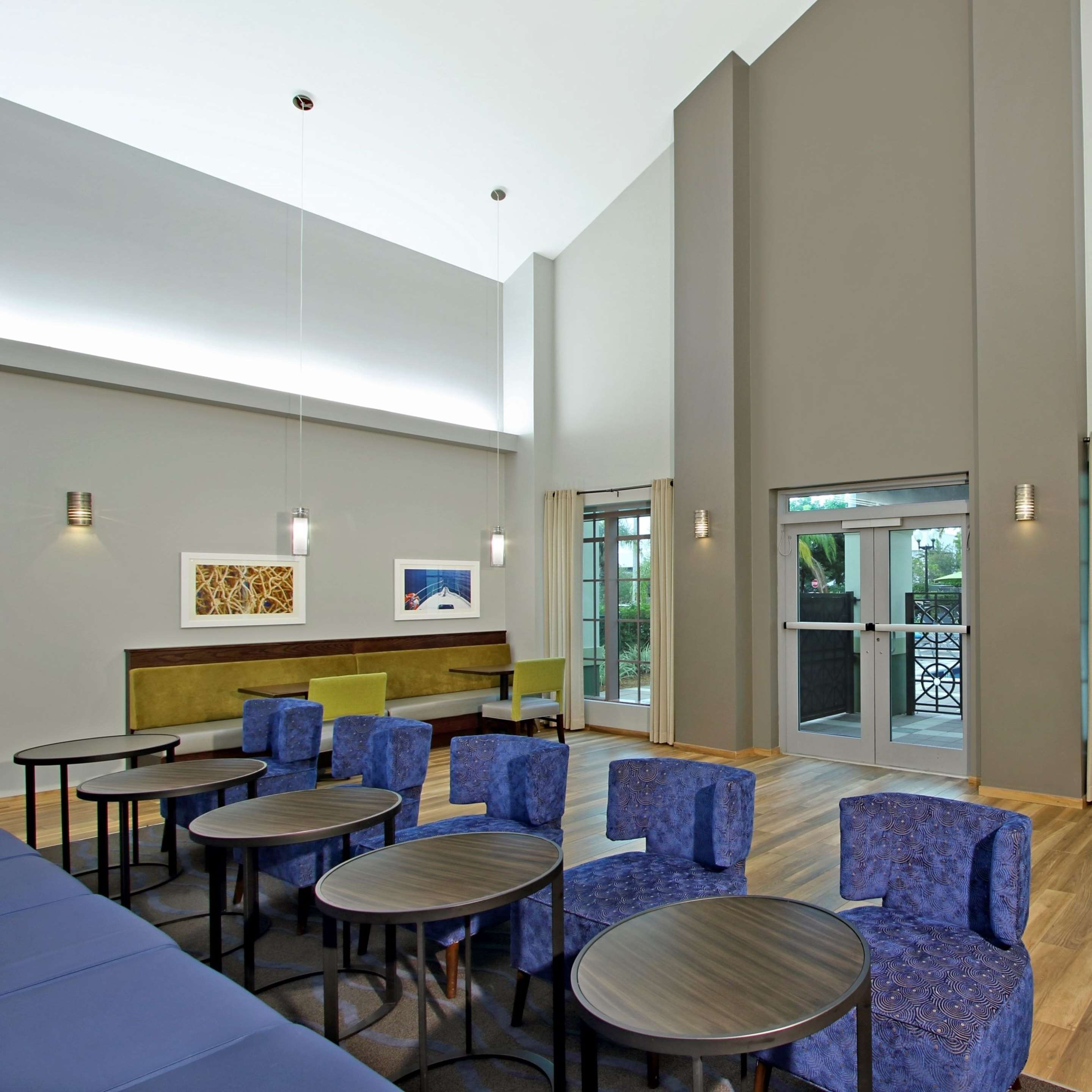 Restaurant | Homewood Suites by Hilton Ft. Lauderdale Airport-Cruise Port
