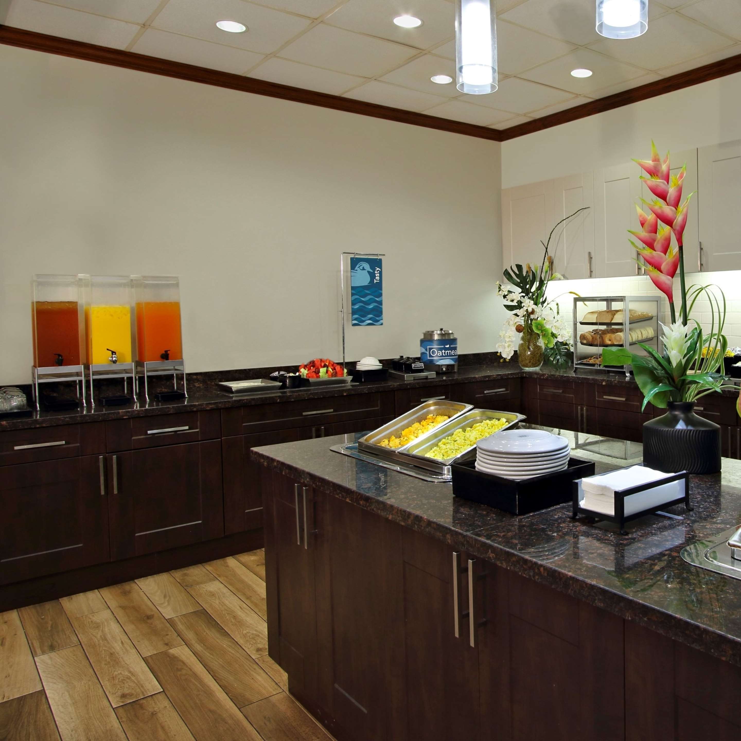 Restaurant | Homewood Suites by Hilton Ft. Lauderdale Airport-Cruise Port