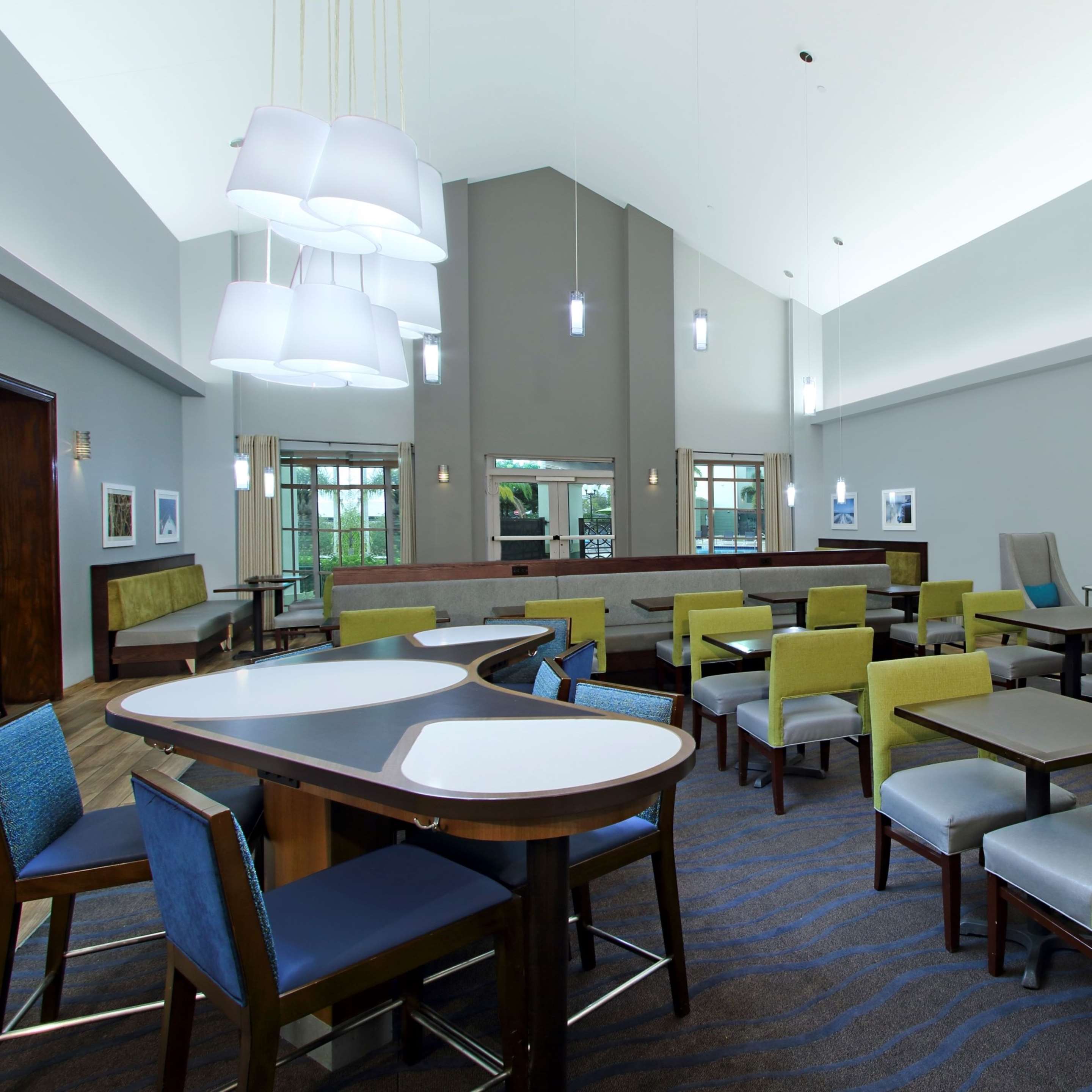 Breakfast Area | Homewood Suites by Hilton Ft. Lauderdale Airport-Cruise Port