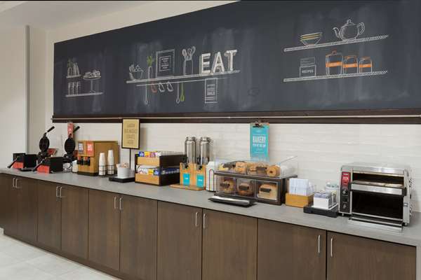 Amenities - Hampton Inn & Suites Miramar