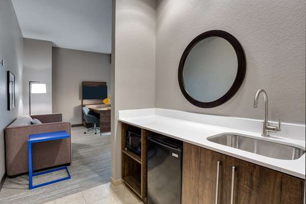  - Hampton Inn & Suites Miramar