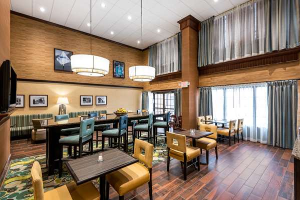 Restaurant - Hampton Inn & Suites Civic Center Florence - I-95, Exit 160