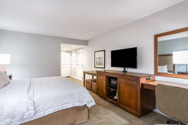  - Hampton Inn & Suites Civic Center Florence - I-95, Exit 160