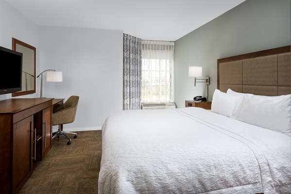  - Hampton Inn & Suites Civic Center Florence - I-95, Exit 160