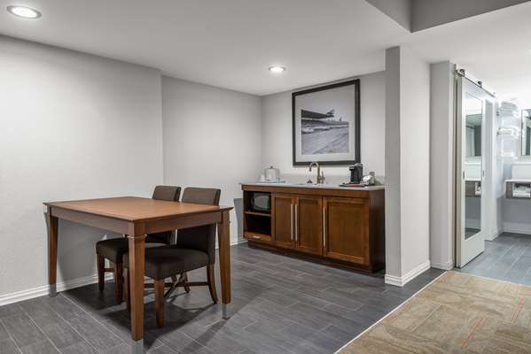  - Hampton Inn & Suites Civic Center Florence - I-95, Exit 160