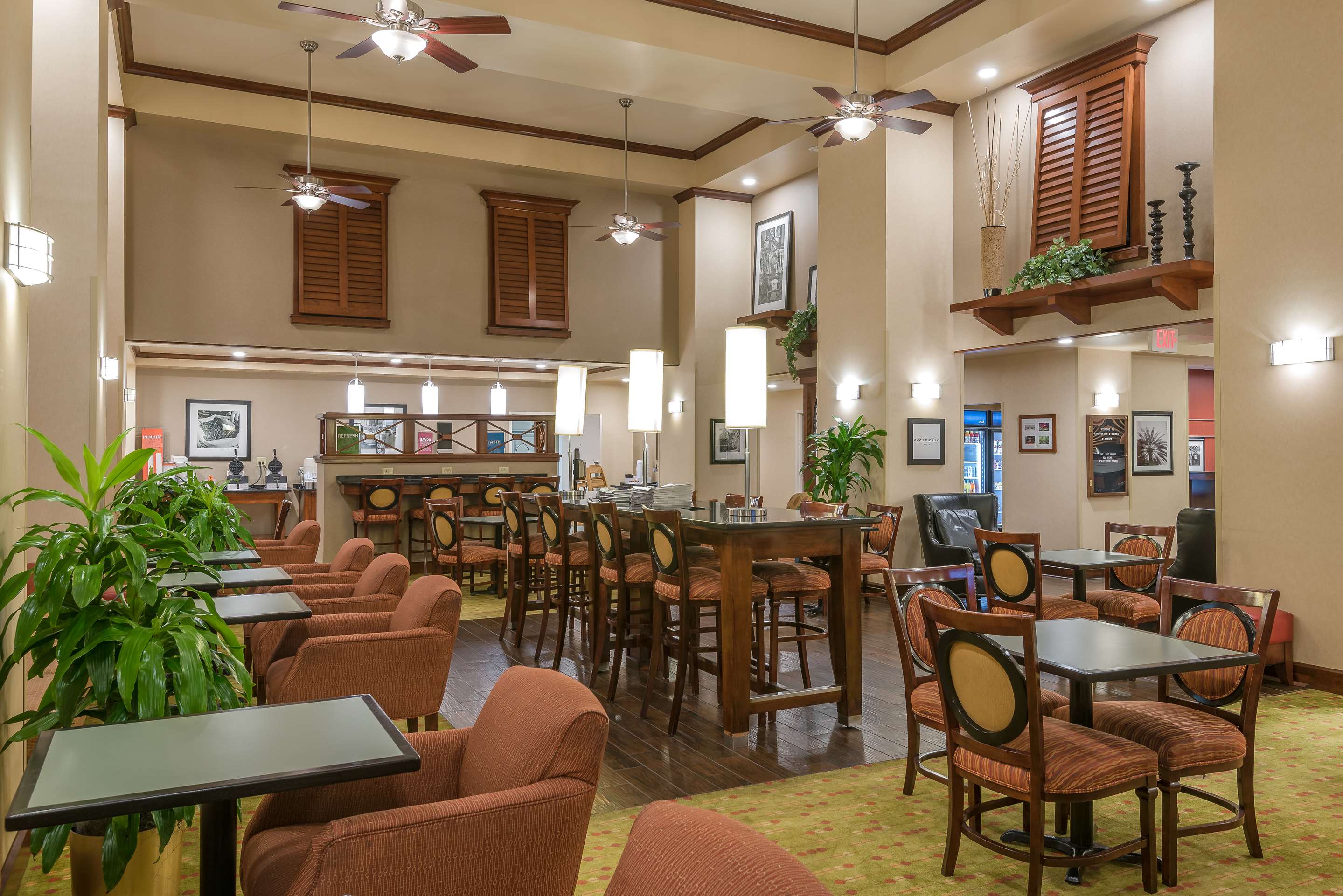 Restaurant | Hampton Inn & Suites Florence-North-I-95