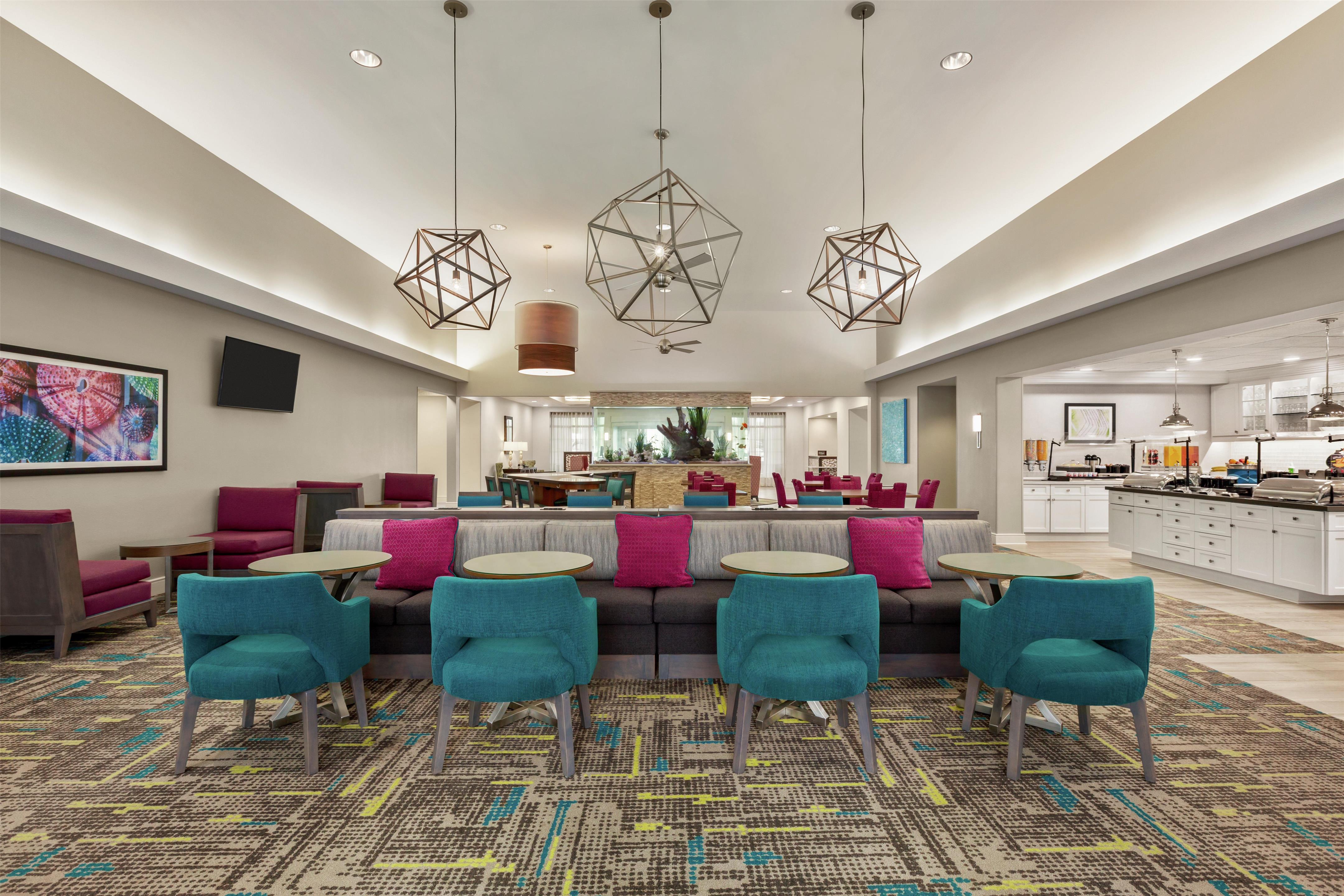 Lobby | Homewood Suites by Hilton Fort Myers Airport/FGCU