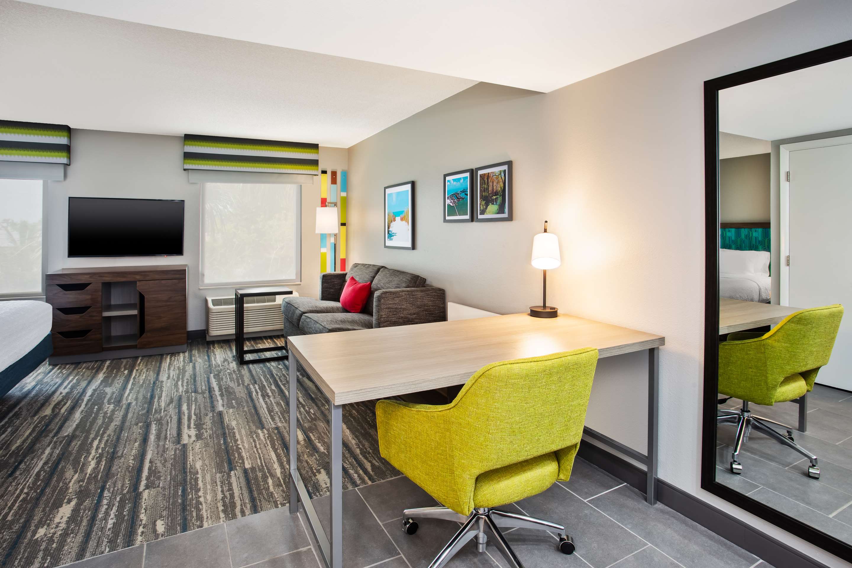 Guest room