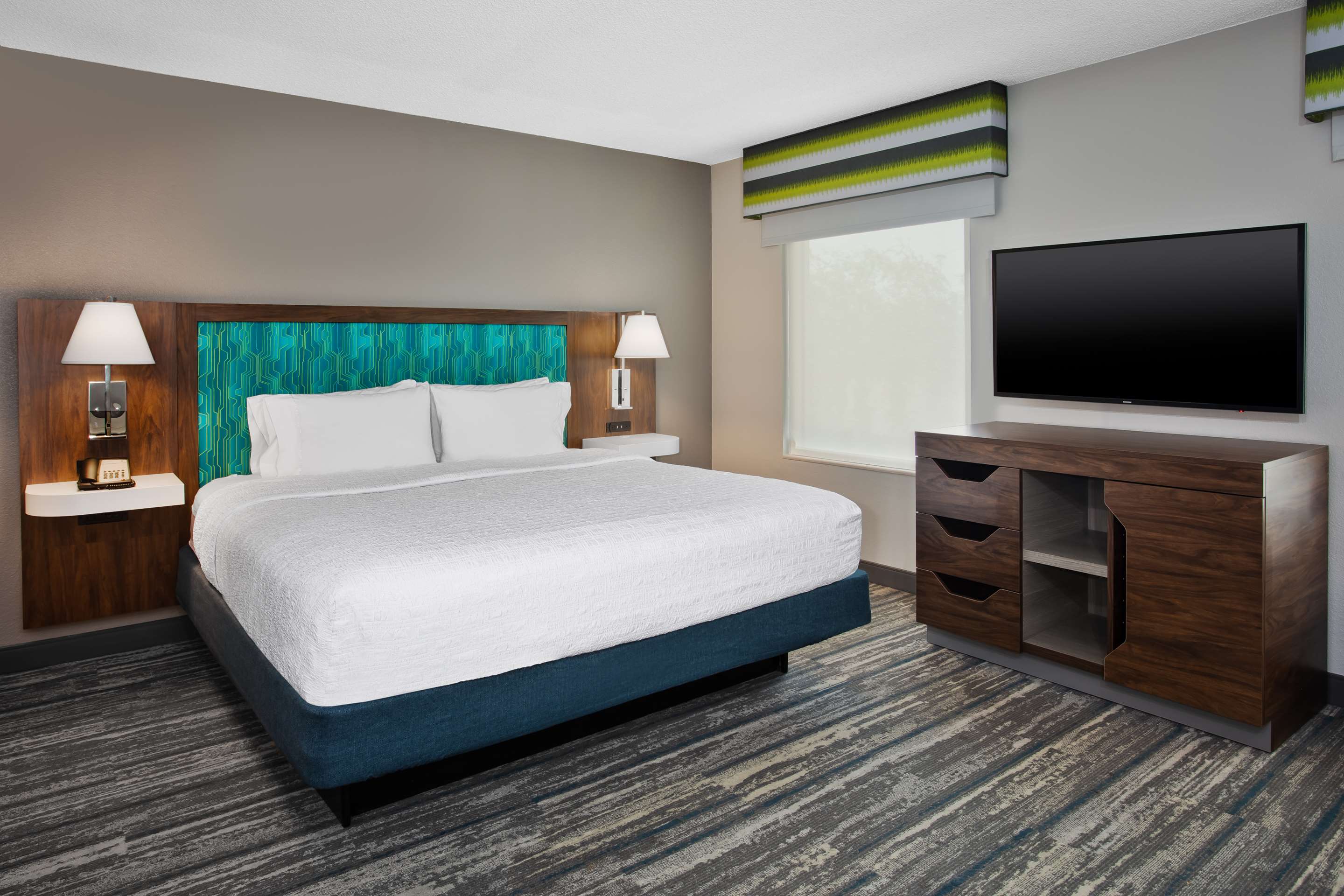 Guest room