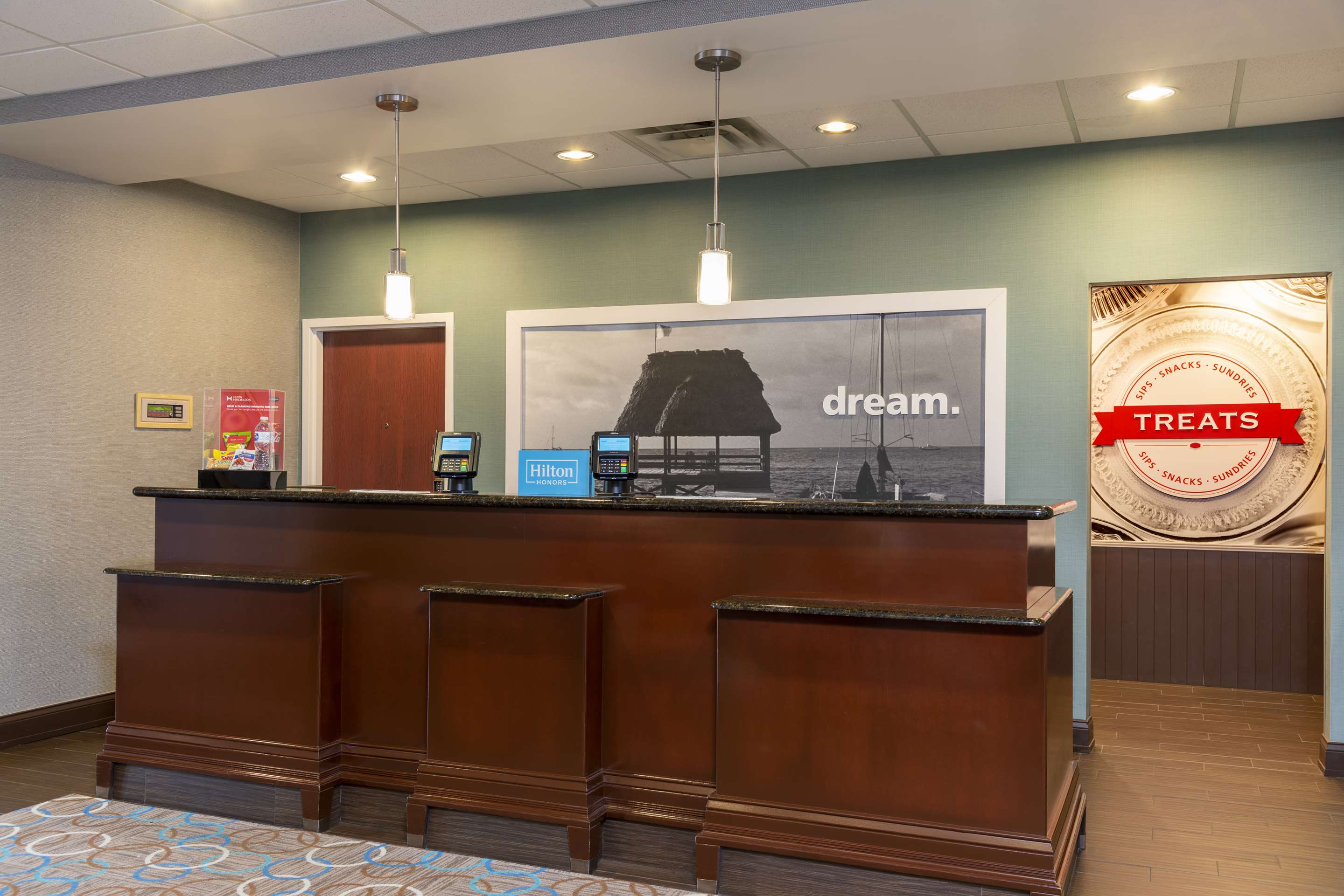 Reception | Hampton Inn & Suites Fort Myers - Colonial Blvd