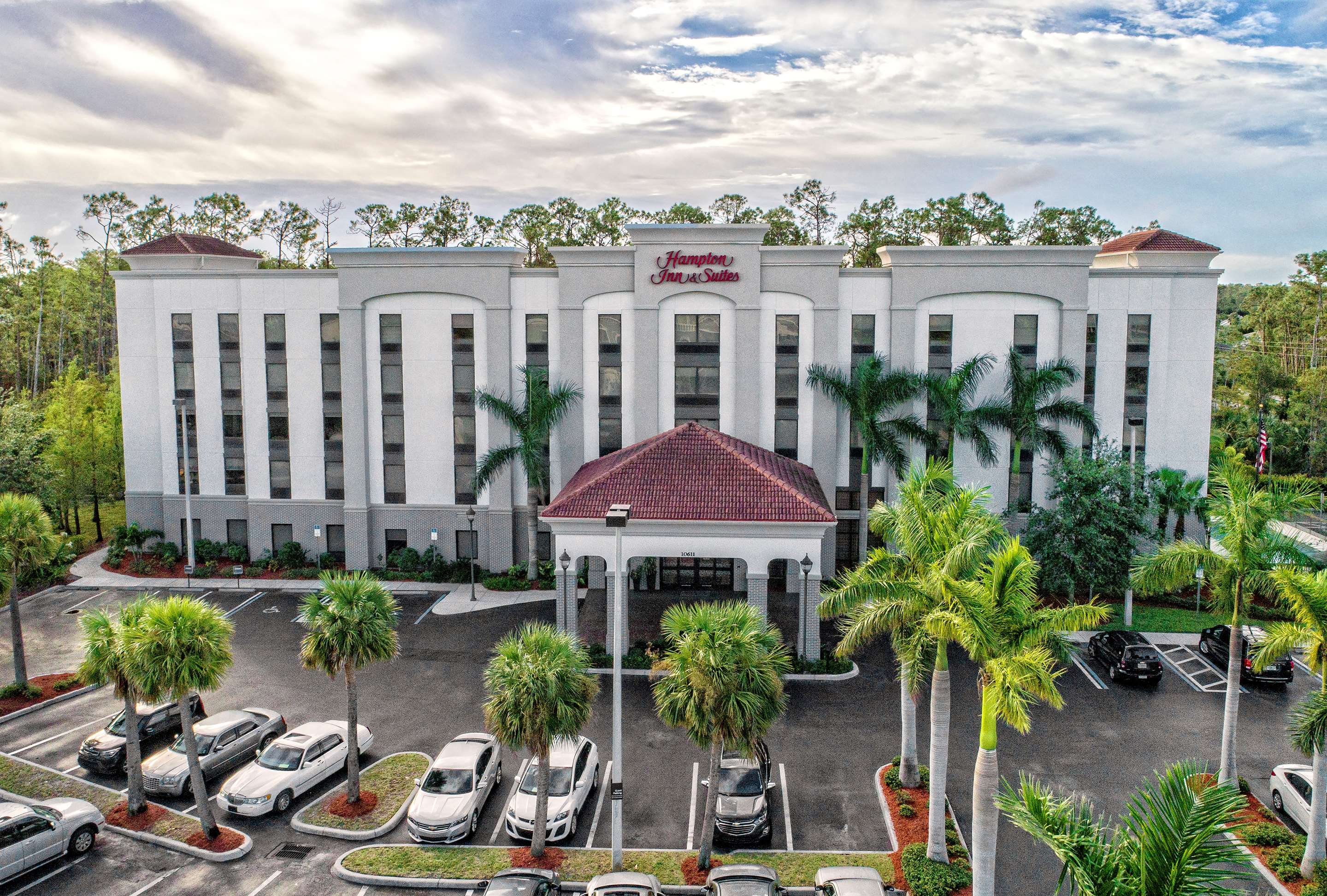 Exterior | Hampton Inn & Suites Fort Myers-Estero/FGCU
