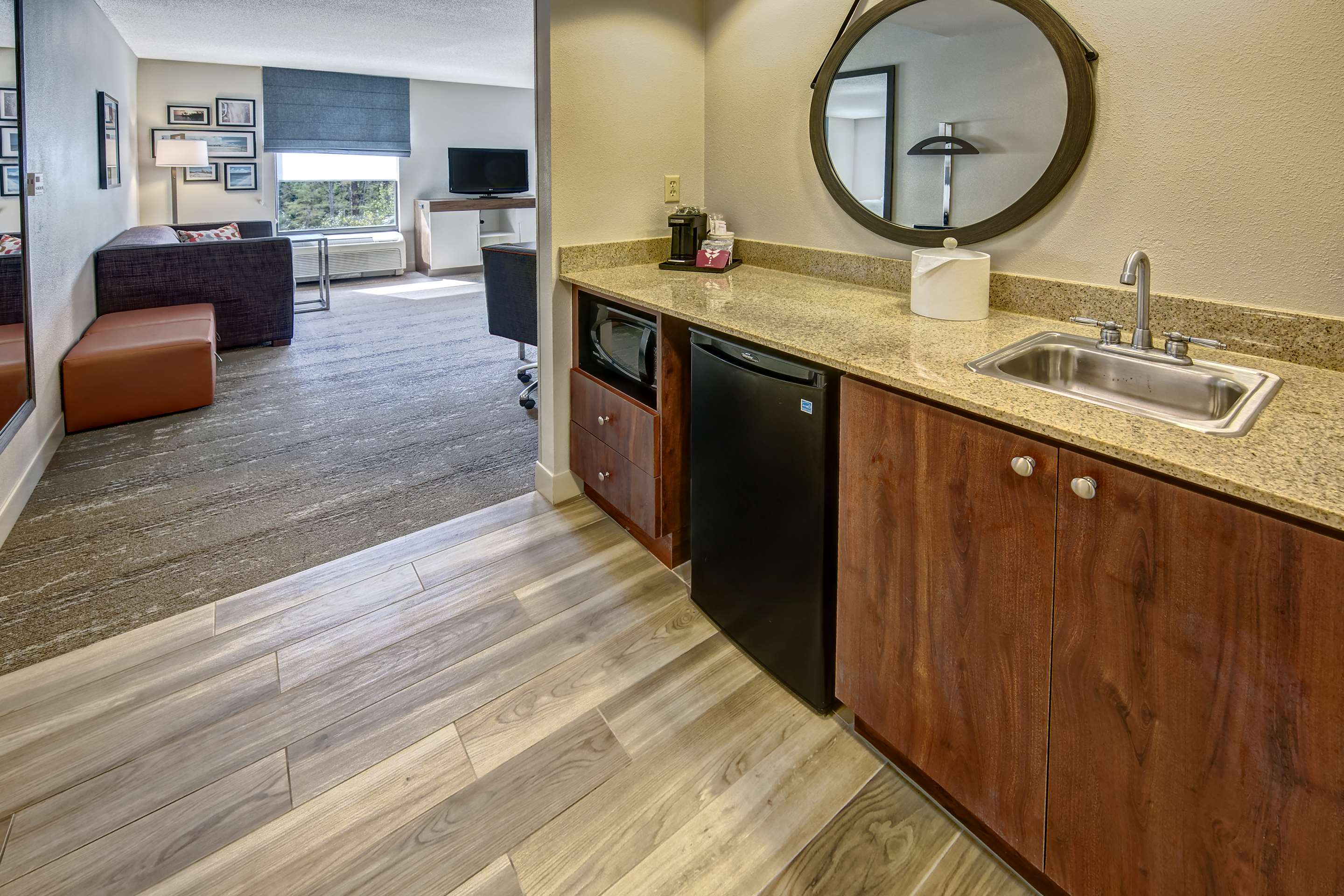 Guest room
