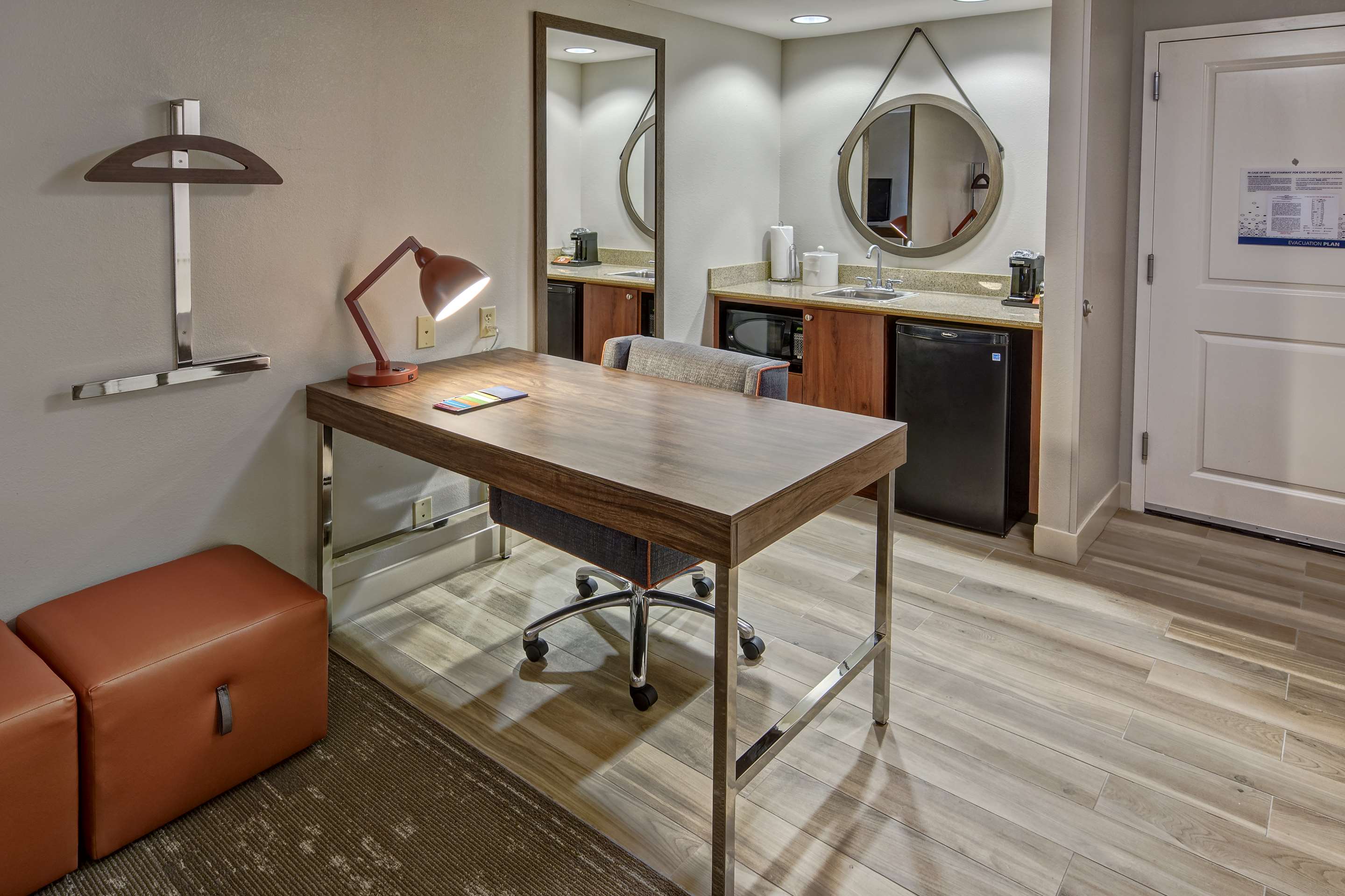 Guest room