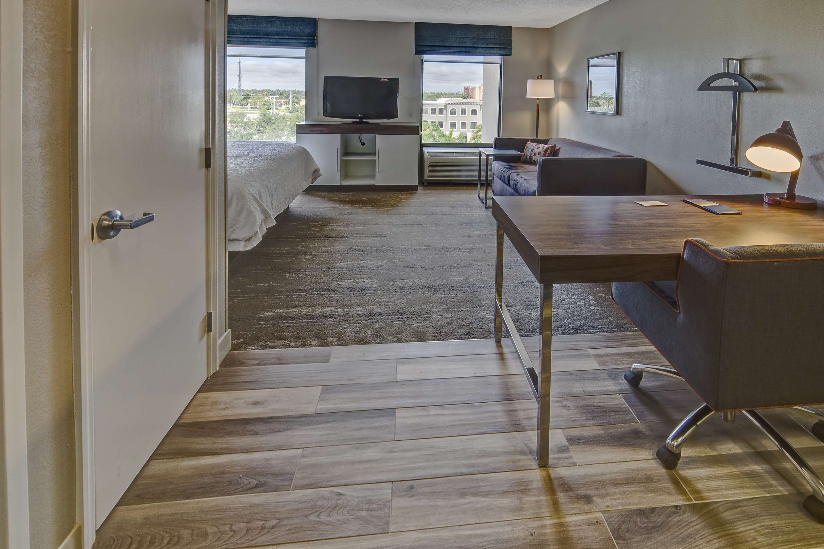 Guest room