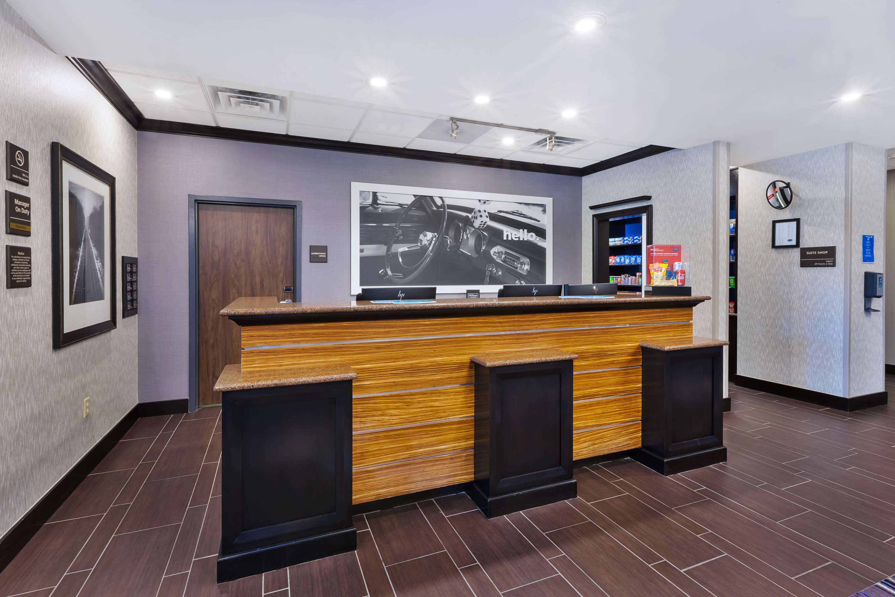 Reception | Hampton Inn & Suites Flint/Grand Blanc