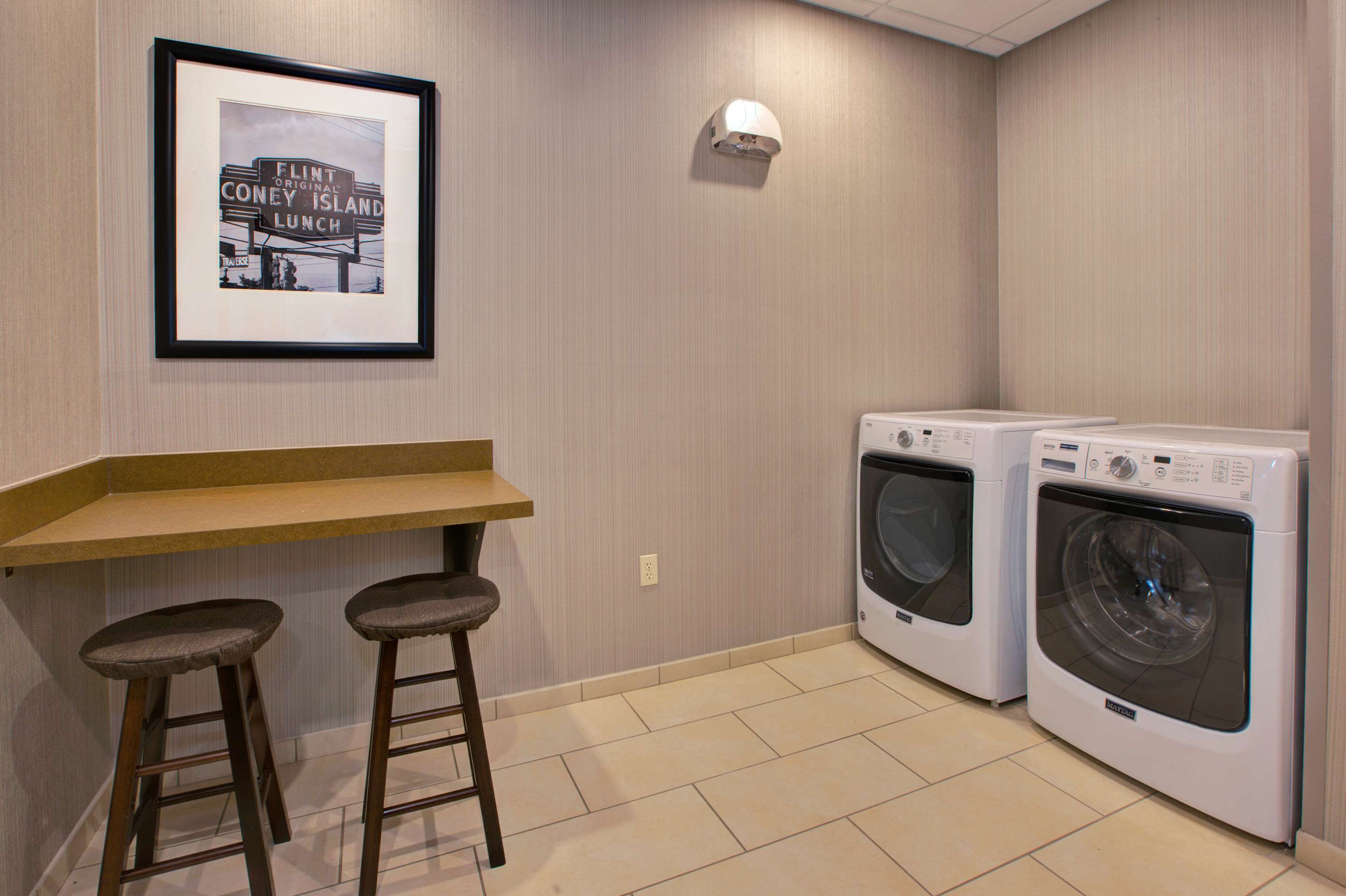 Property amenity | Hampton Inn & Suites Flint/Grand Blanc